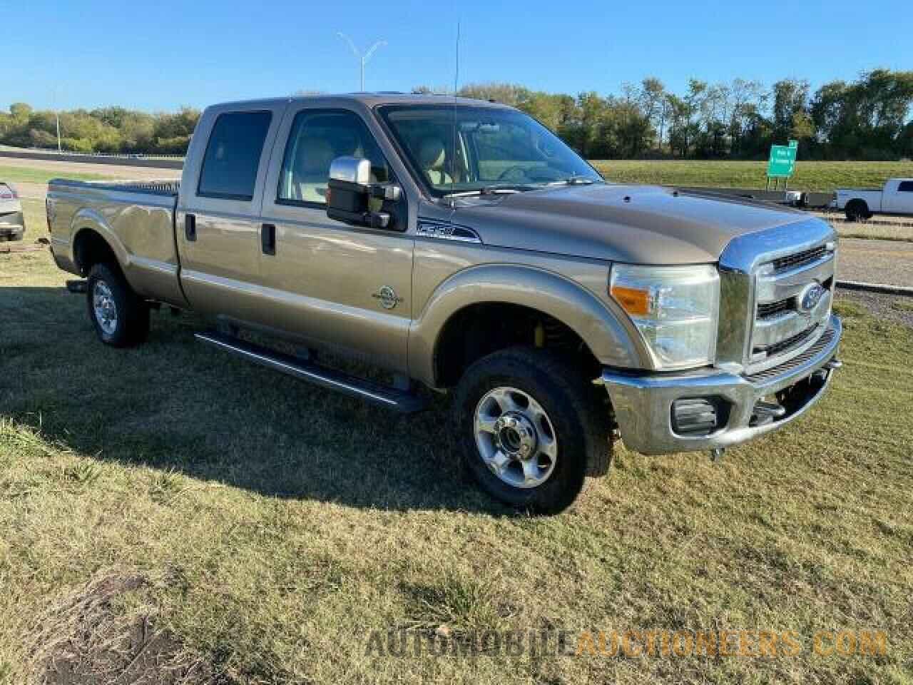 1FT8W3BT8BEA94452 FORD F350 2011