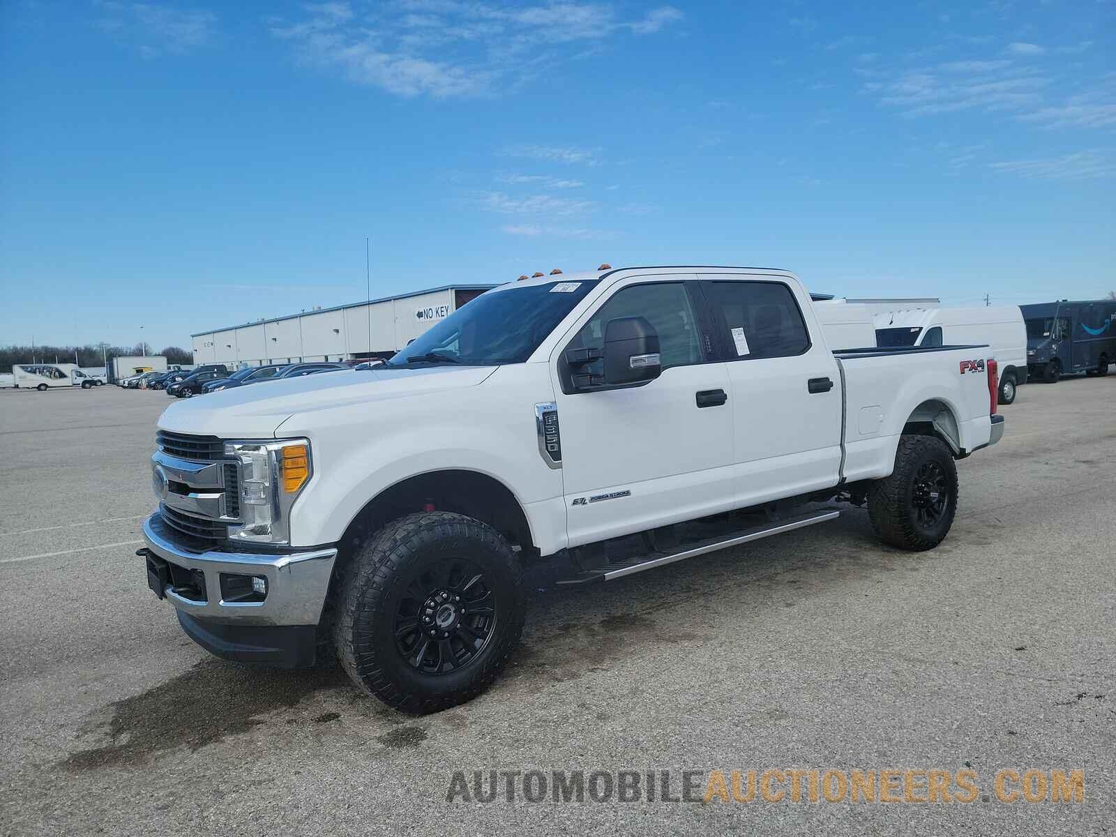 1FT8W3BT9HEF32727 Ford Super Duty 2017