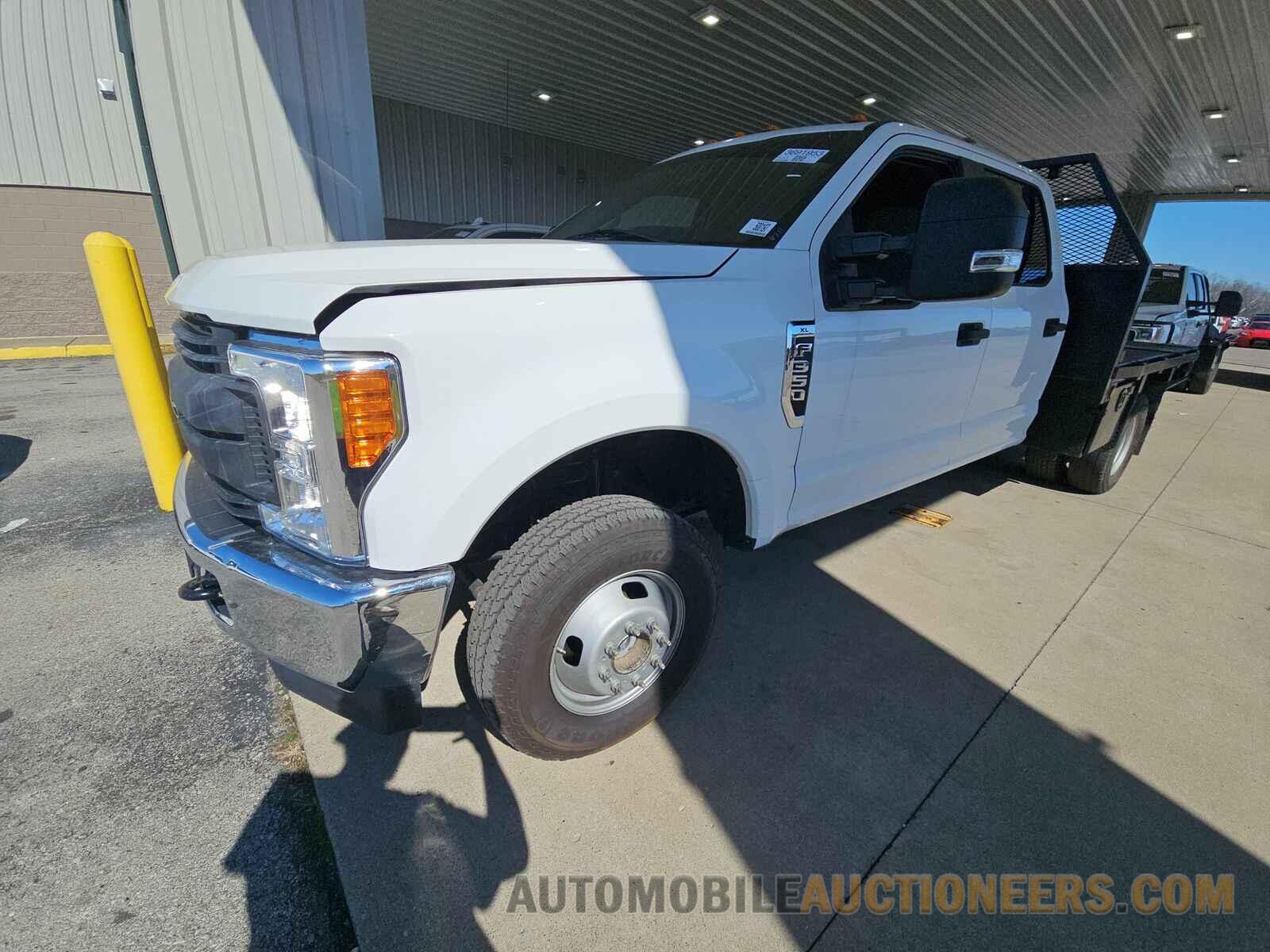 1FT8W3D69KED53702 Ford Super Duty 2019