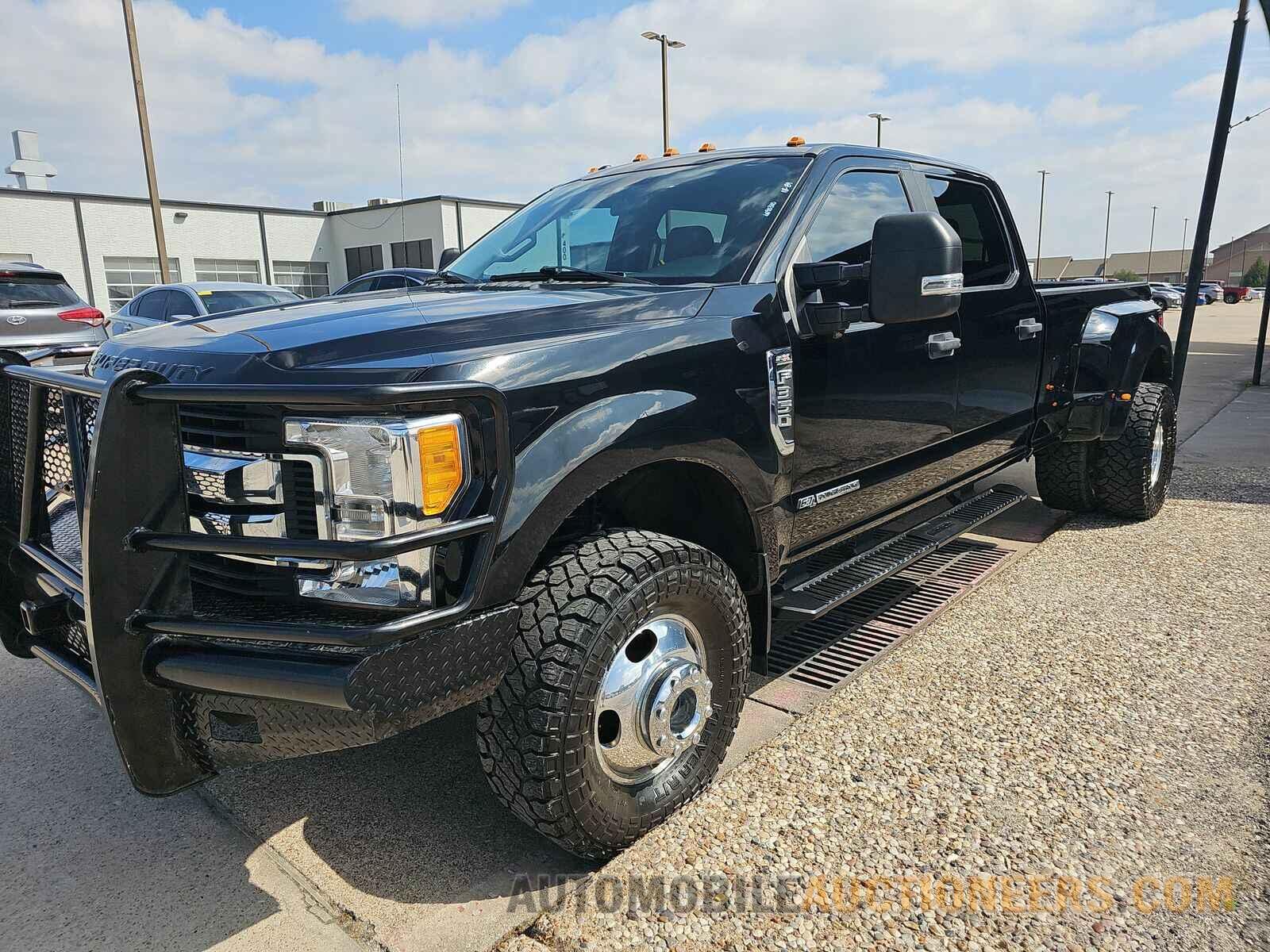 1FT8W3DT0HEE17883 Ford Super Duty 2017