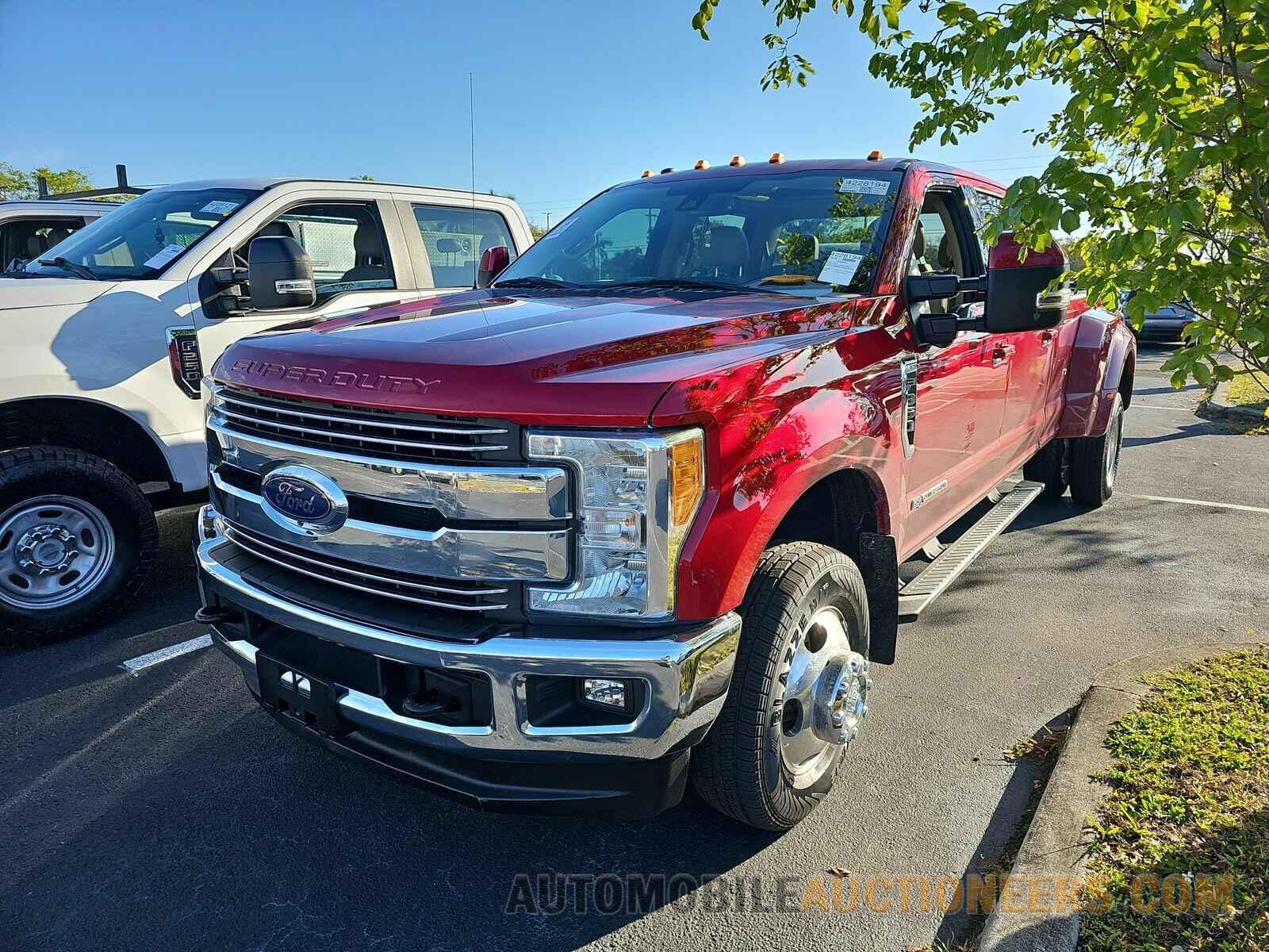 1FT8W3DT0HEE54061 Ford Super Duty 2017