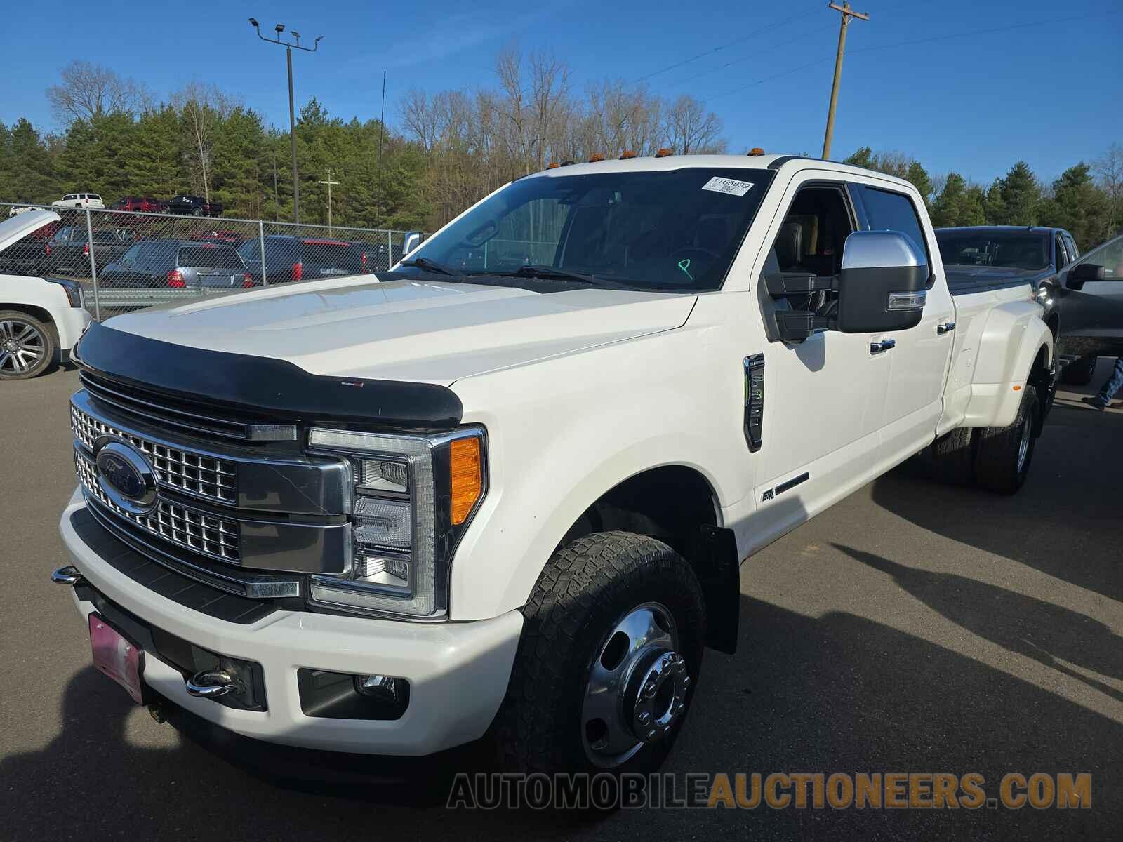 1FT8W3DT0HEE67084 Ford Super Duty F-350 DRW 2017