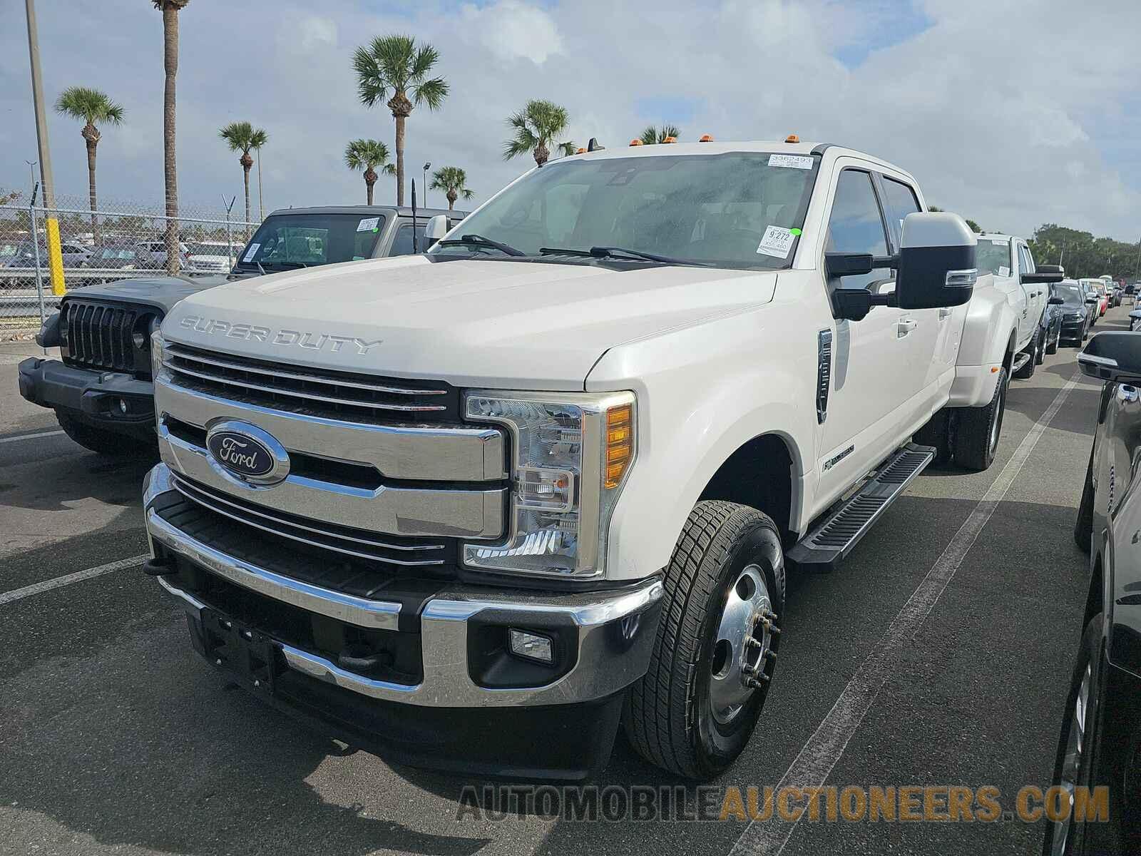 1FT8W3DT1KEC74708 Ford Super Duty 2019