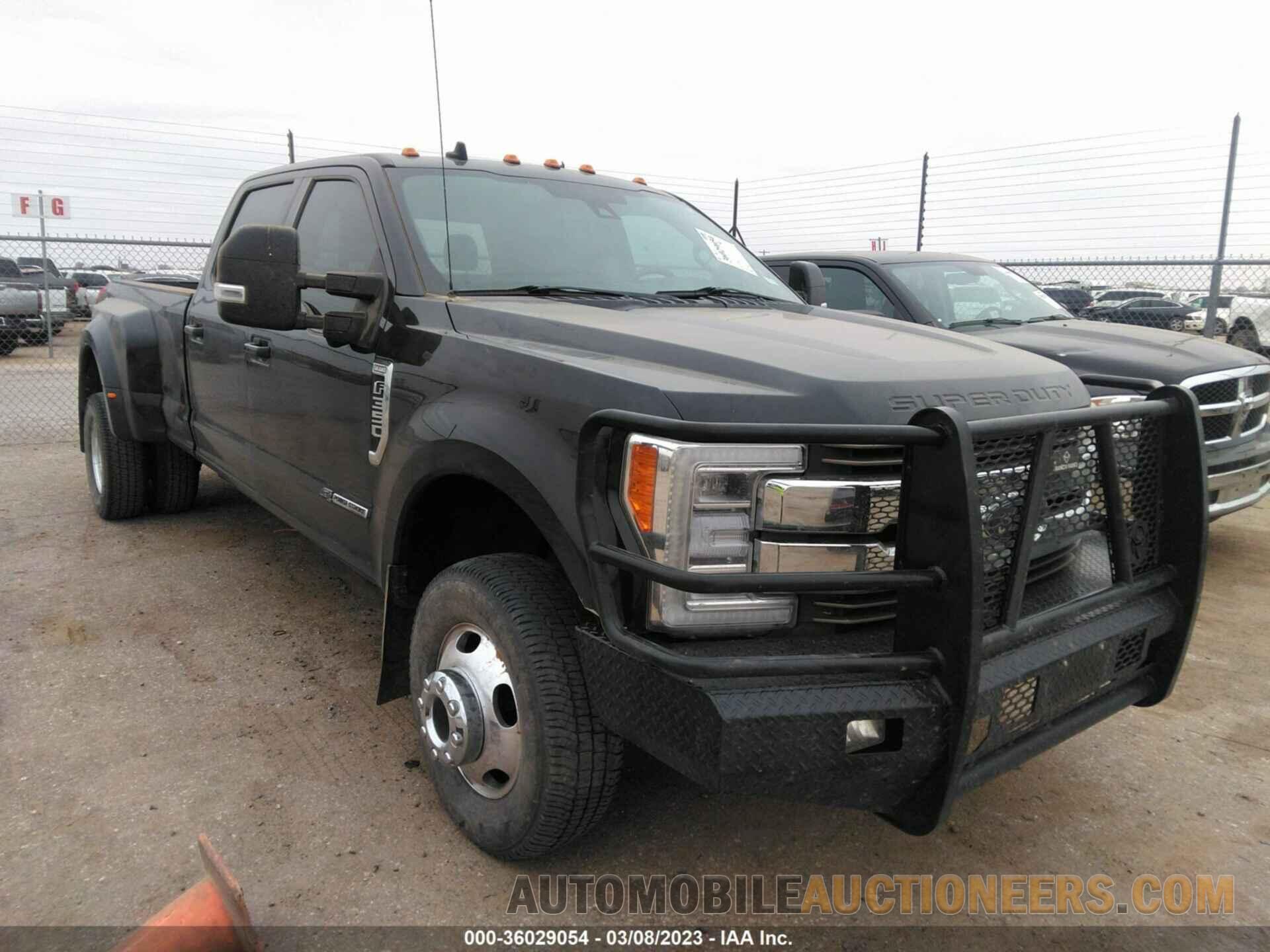 1FT8W3DT1KEE63987 FORD SUPER DUTY F-350 DRW 2019