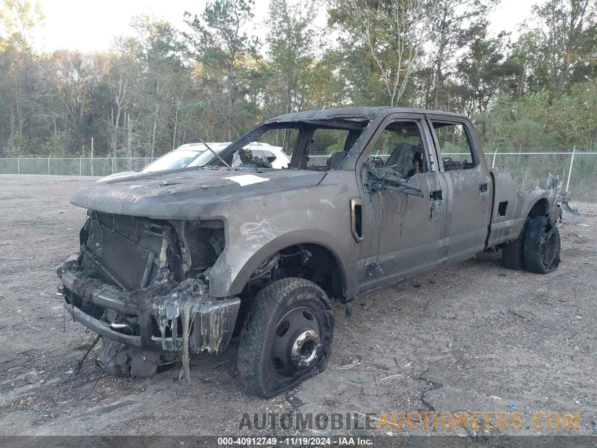 1FT8W3DT2HEC62009 FORD F-350 2017