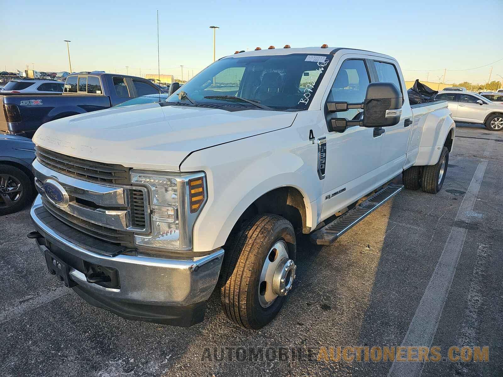 1FT8W3DT2JEB07725 Ford Super Duty 2018