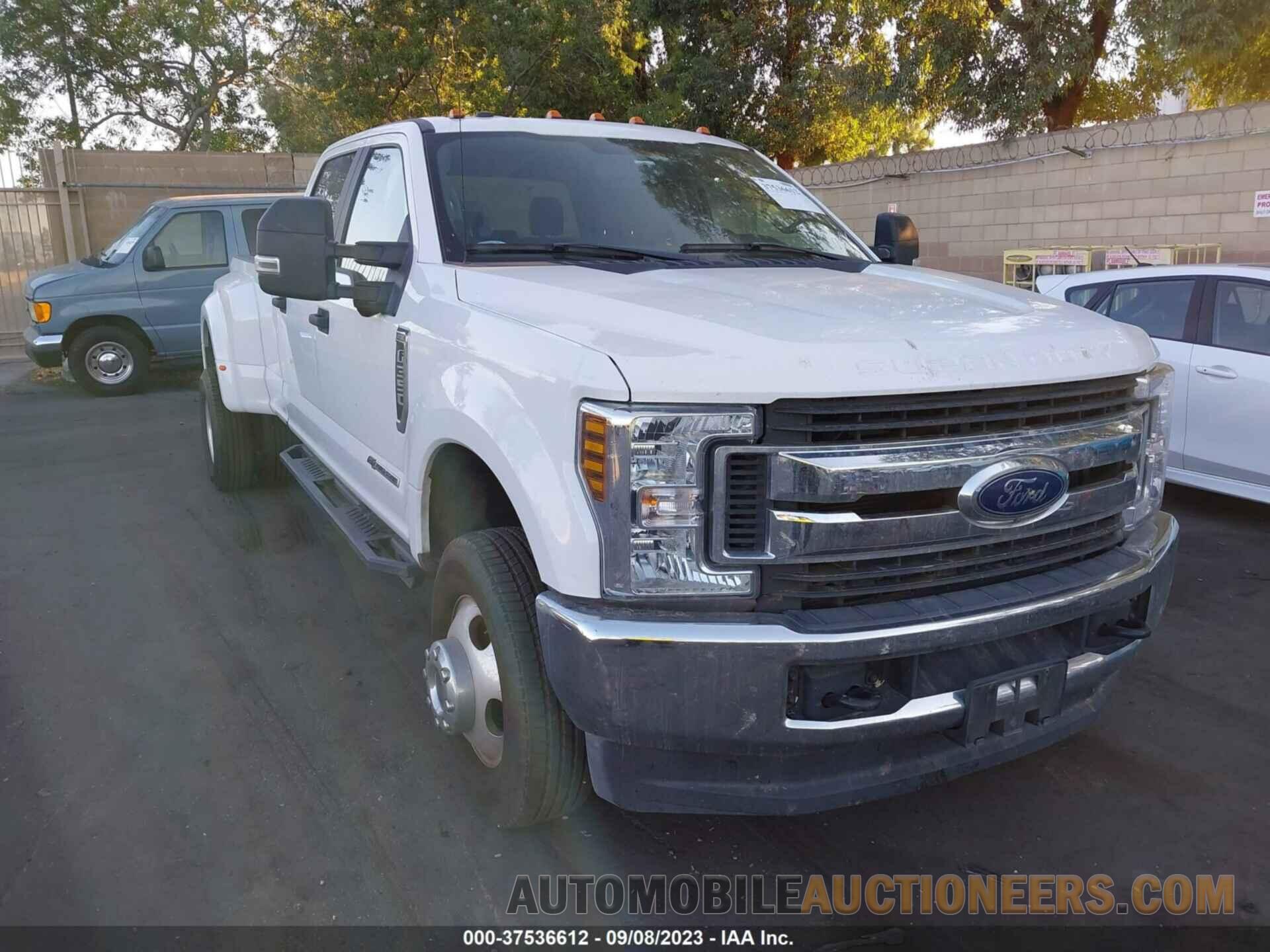 1FT8W3DT3KED28798 FORD F-350 2019