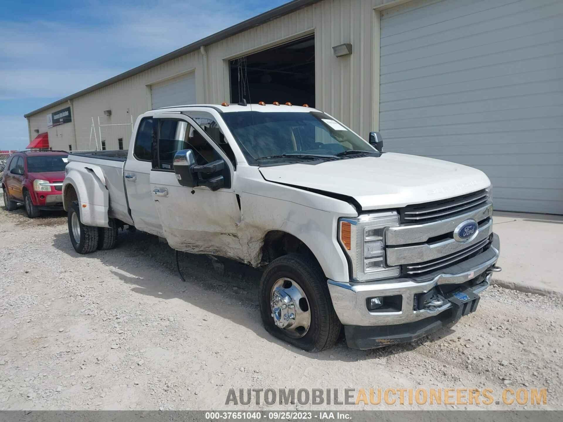 1FT8W3DT4KEE50702 FORD SUPER DUTY F-350 DRW 2019