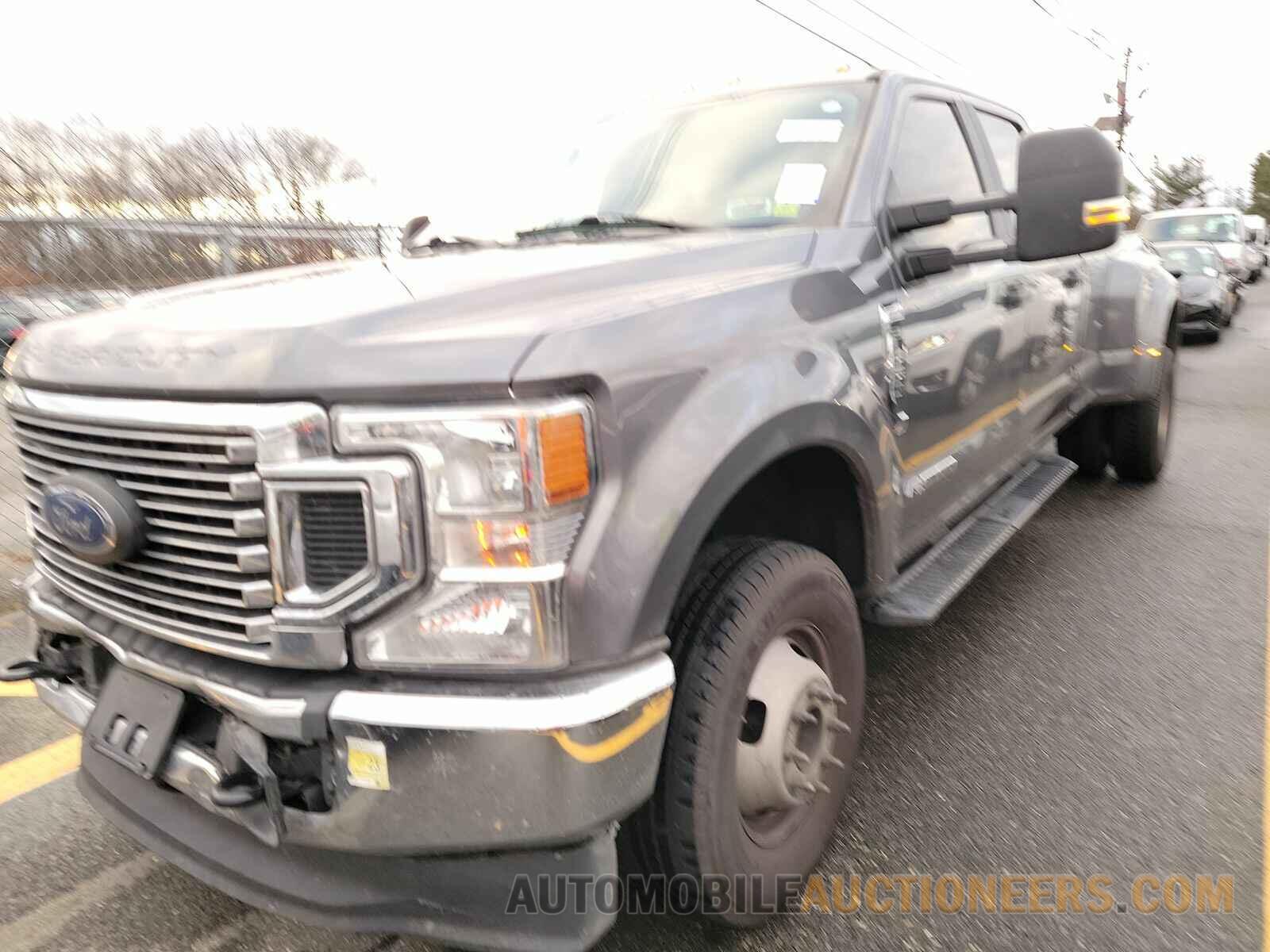 1FT8W3DT4NEE30227 Ford Super Duty 2022