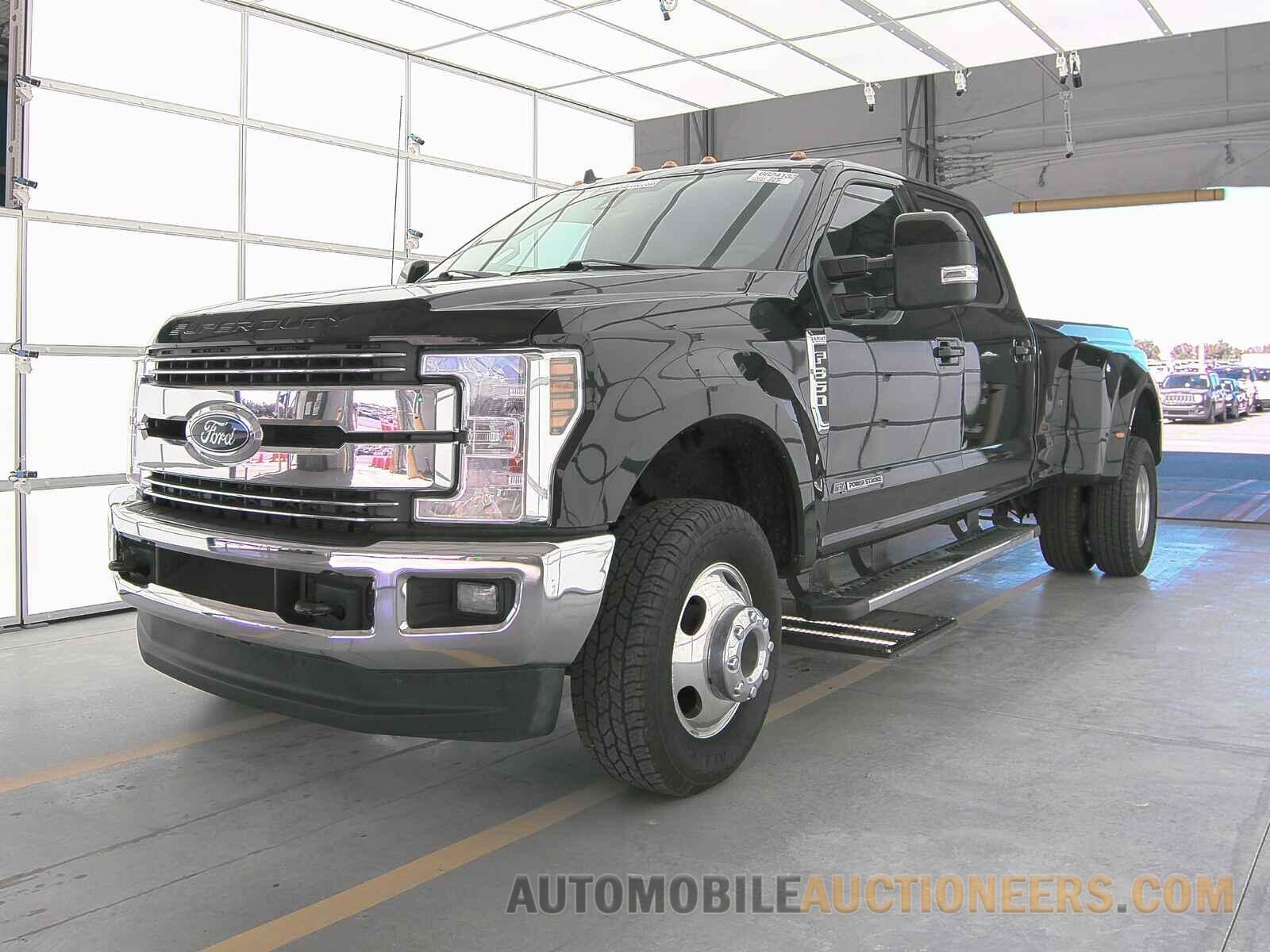 1FT8W3DT6KEE67906 Ford Super Duty F-350 DRW 2019