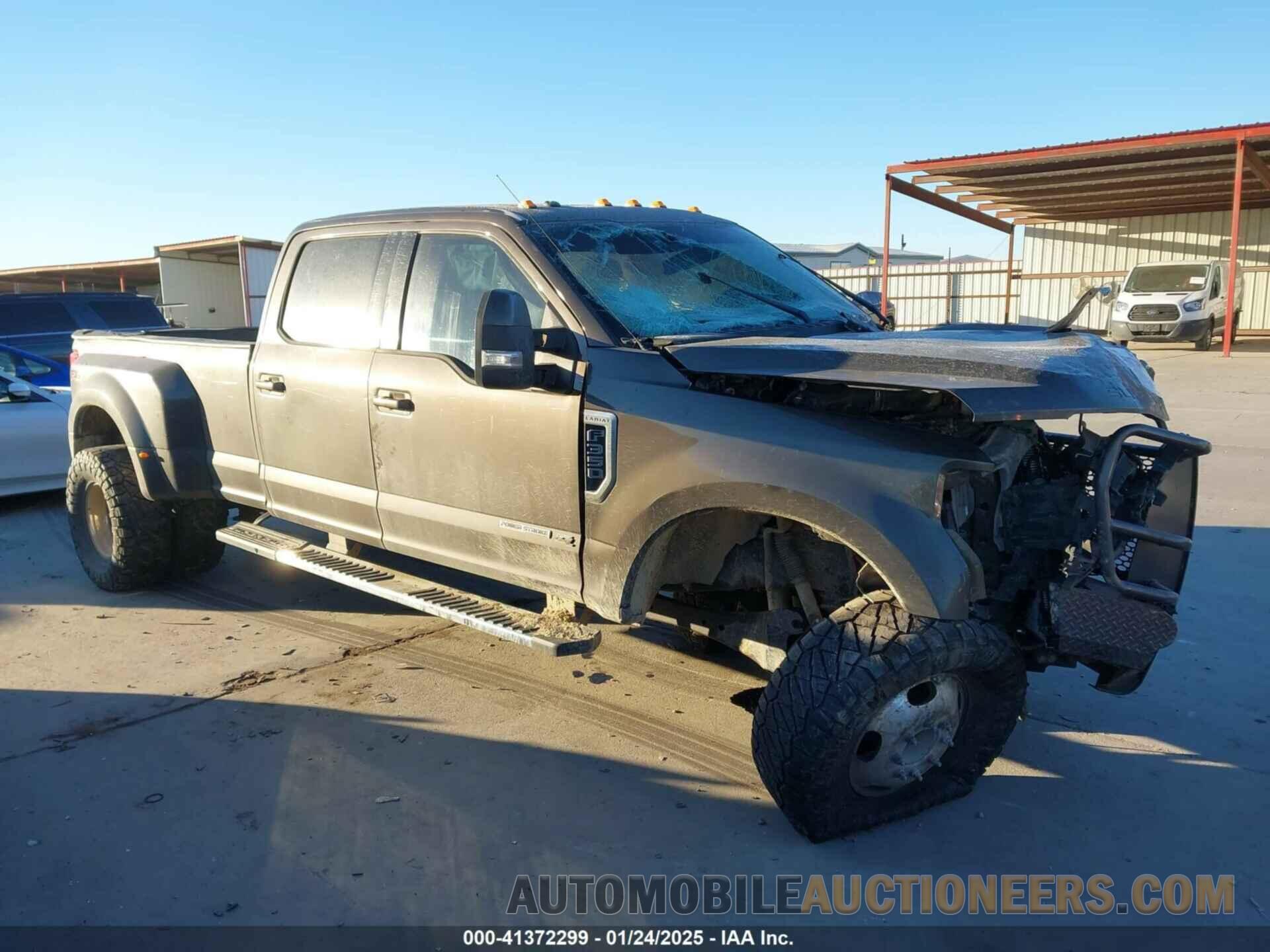 1FT8W3DT7HEB75979 FORD F-350 2017