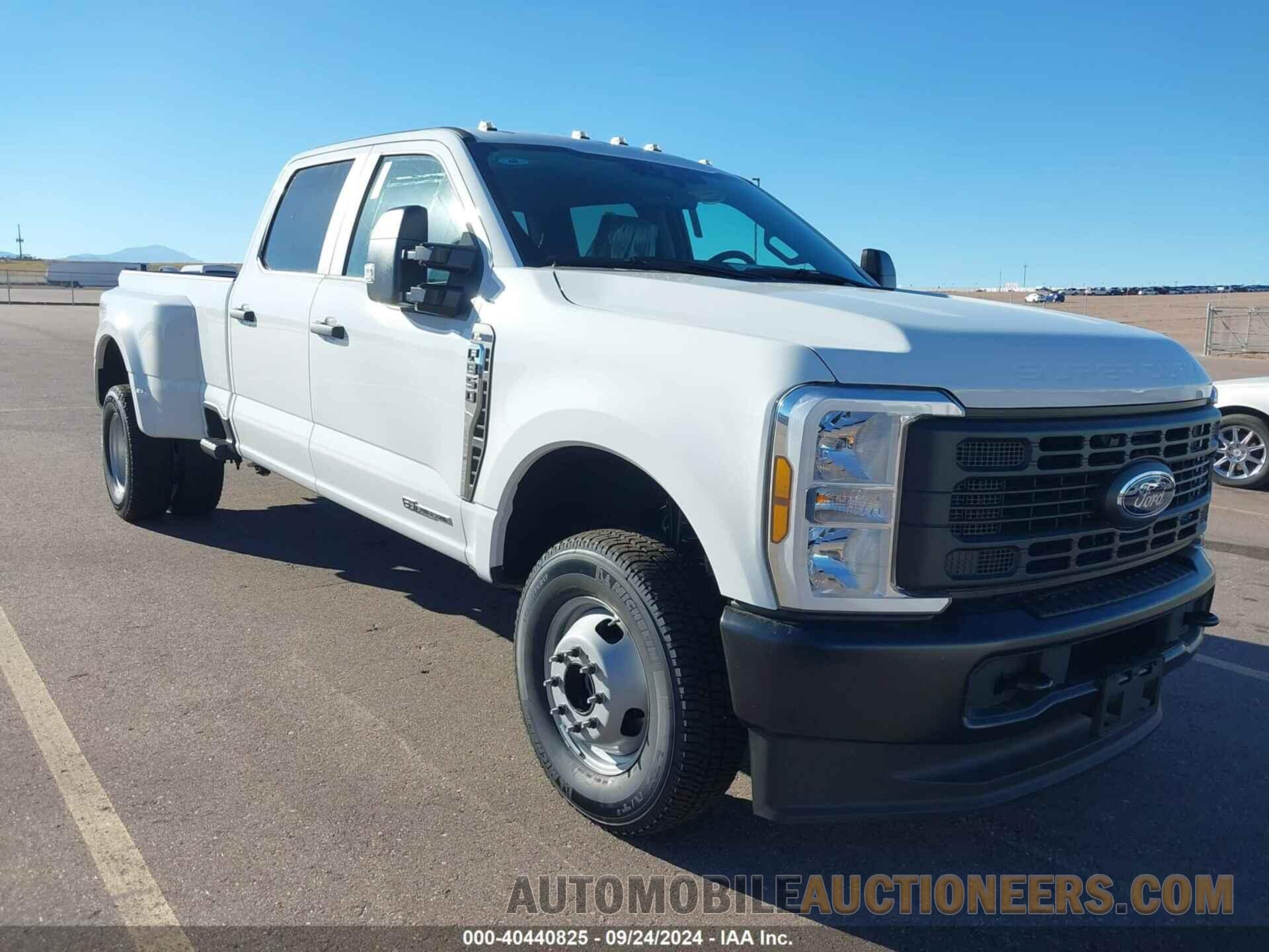 1FT8W3DT7REE70520 FORD F-350 2024