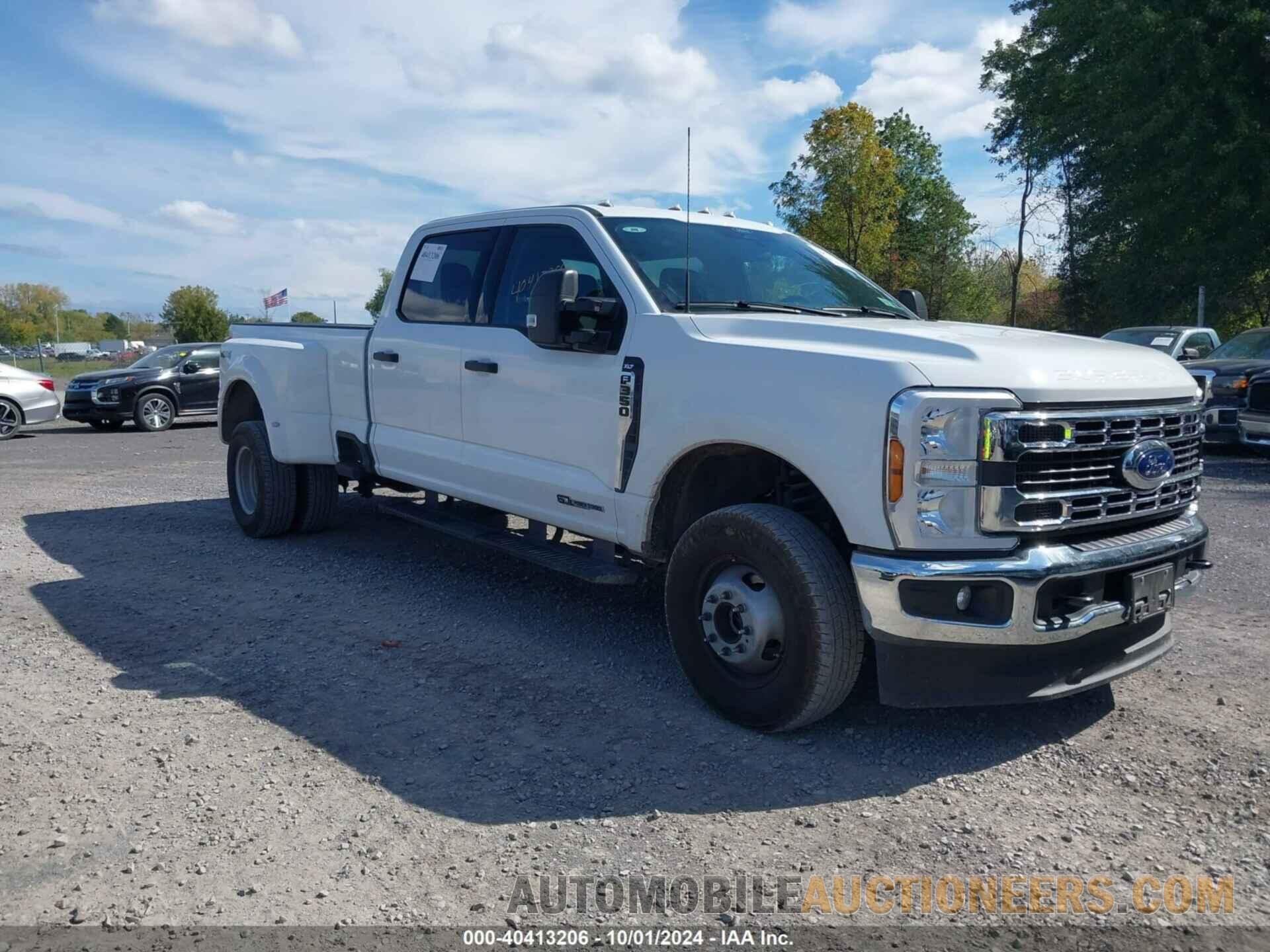 1FT8W3DT8REC83688 FORD F-350 2024