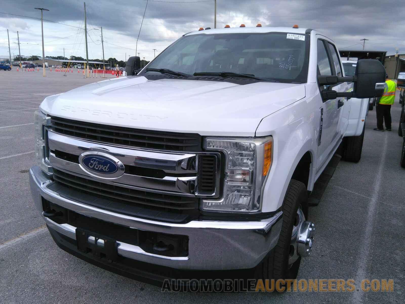 1FT8W3DTXHEB56424 Ford Super Duty F-350 DRW 2017