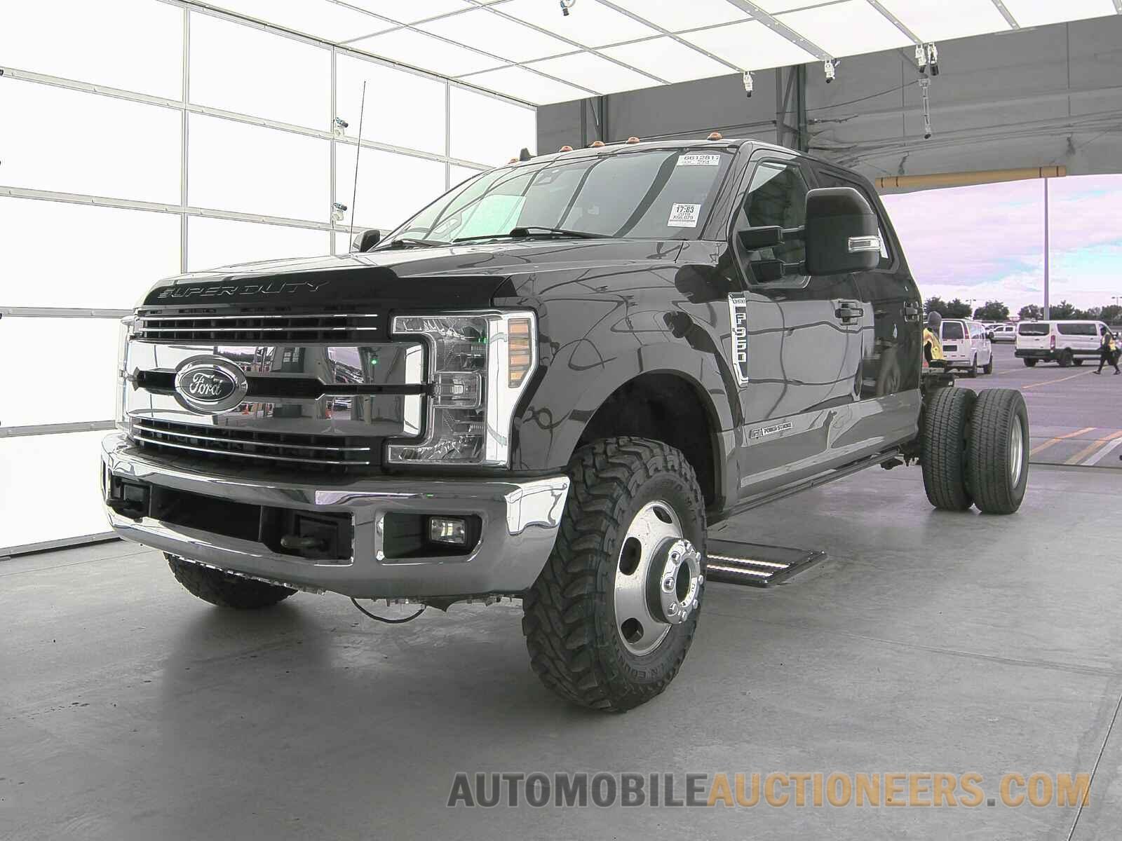 1FT8W3DTXKEC48995 Ford Super Duty F-350 DRW 2019