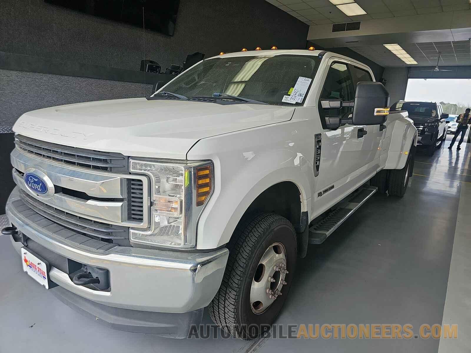 1FT8W3DTXKEF11924 Ford Super Duty 2019