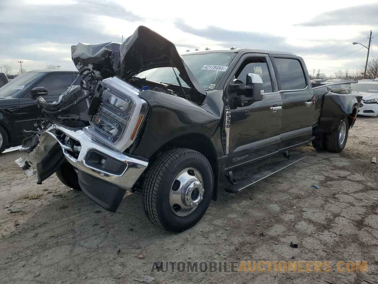 1FT8W3DTXREC37621 FORD F350 2024