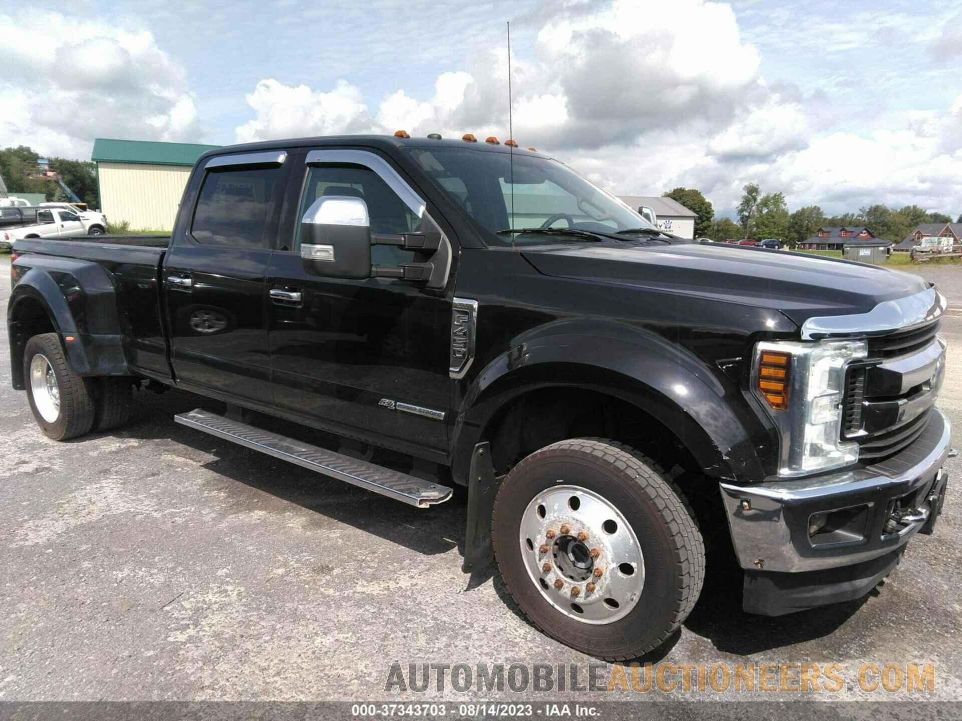 1FT8W4DT0KEC71529 FORD SUPER DUTY F-450 DRW 2019