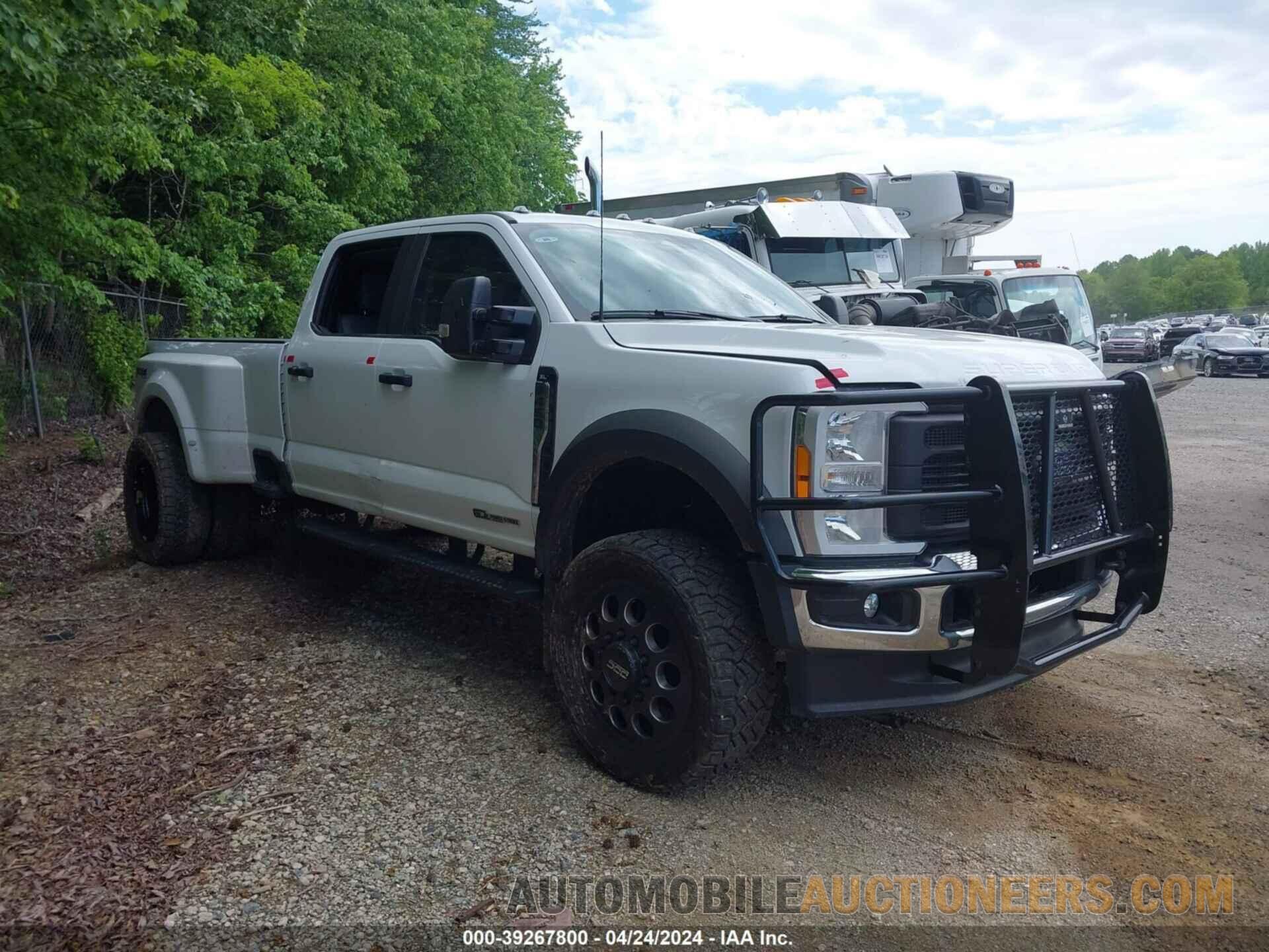 1FT8W4DT0PEC67875 FORD F-450 2023