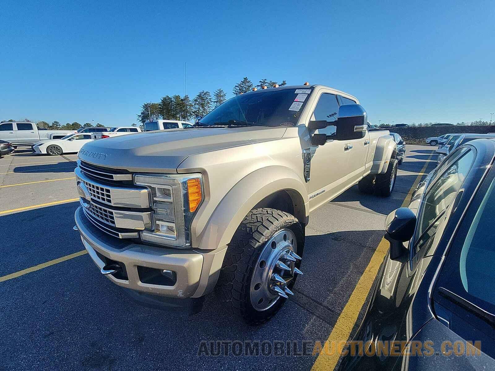 1FT8W4DT9HEB22593 Ford Super Duty F-450 2017