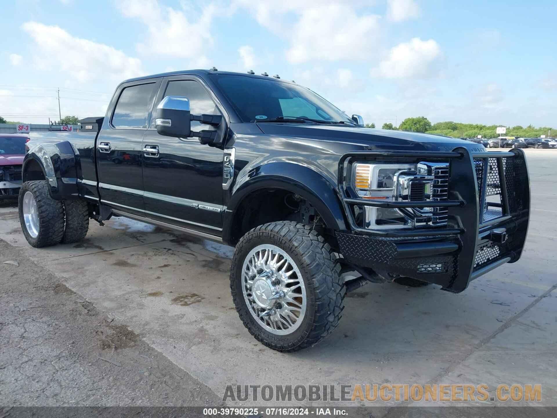 1FT8W4DTXNED31563 FORD F-450 2022