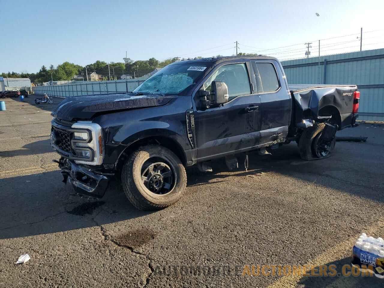 1FT8X2BN8REC24779 FORD F250 2024