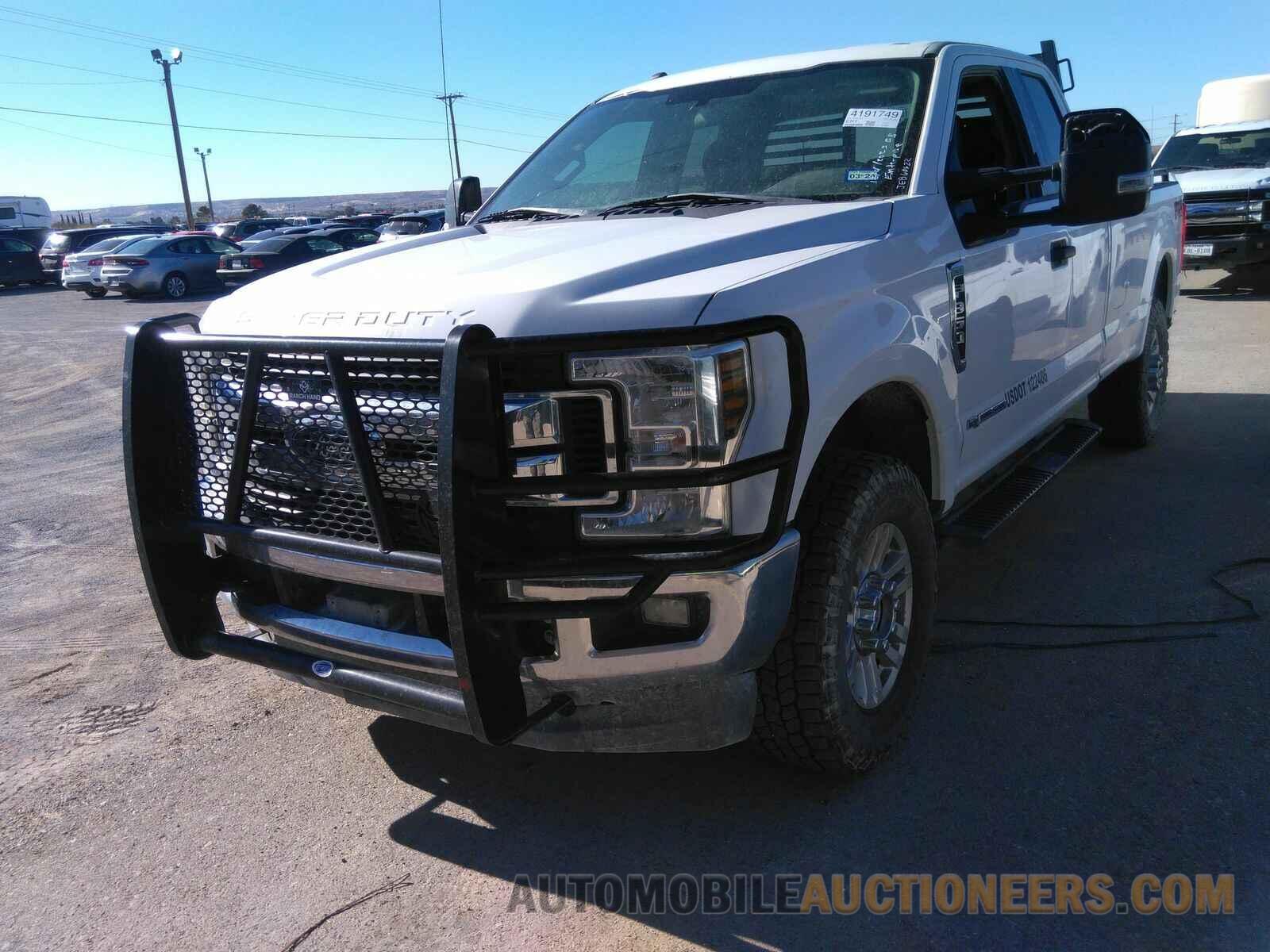 1FT8X3BT4JEB60622 Ford Super Duty F-350 SRW 2018