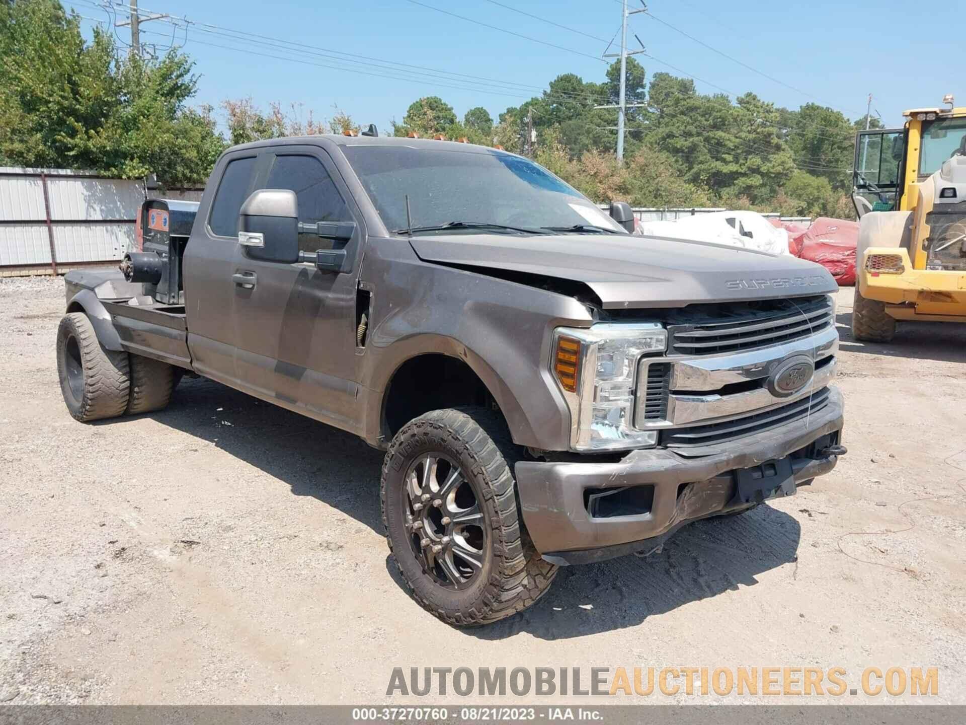 1FT8X3DT0KEE40827 FORD SUPER DUTY F-350 DRW 2019