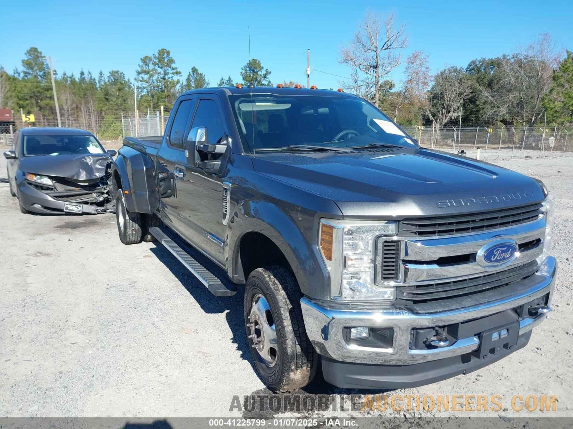 1FT8X3DT1KEC90663 FORD F-350 2019