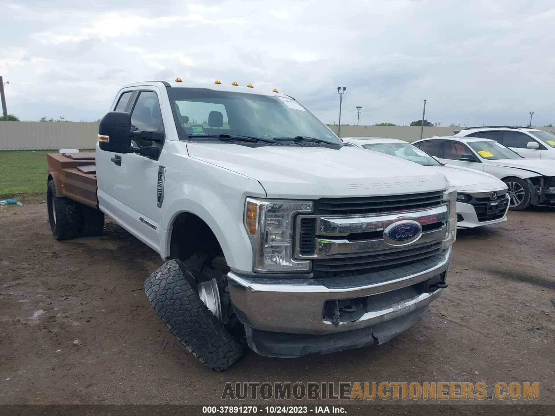 1FT8X3DT3JEC24517 FORD F-350 2018