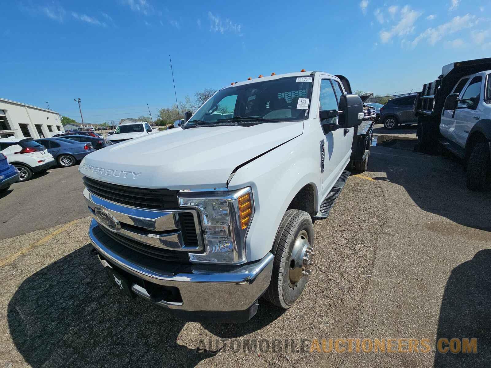 1FT8X3DT4KEC99972 Ford Super Duty 2019