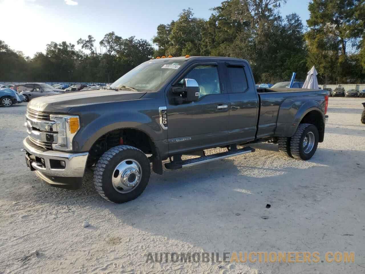 1FT8X3DT5HEE54974 FORD F350 2017