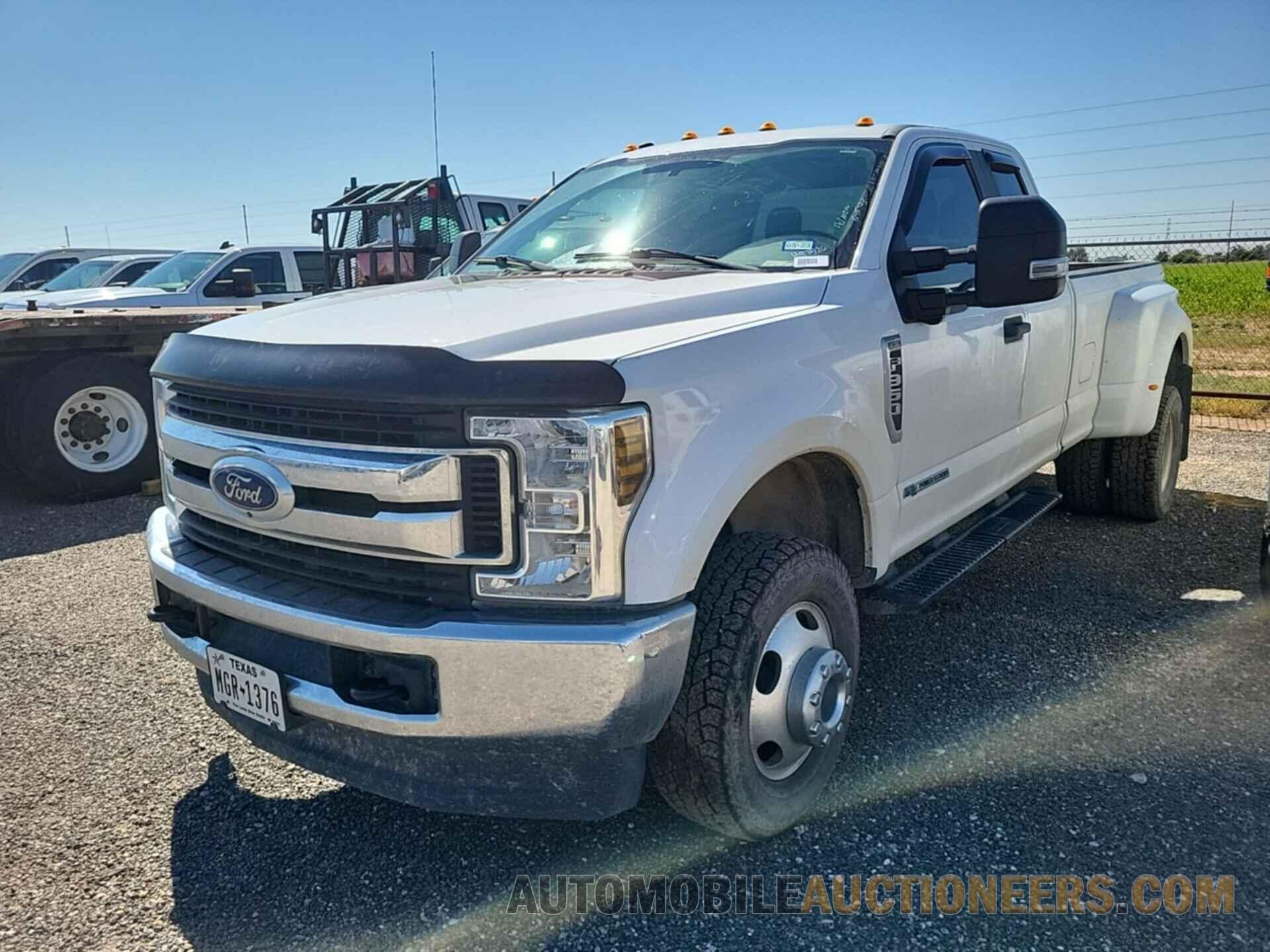 1FT8X3DT6KEF00741 FORD SUPER DUTY F-350 DRW 2019