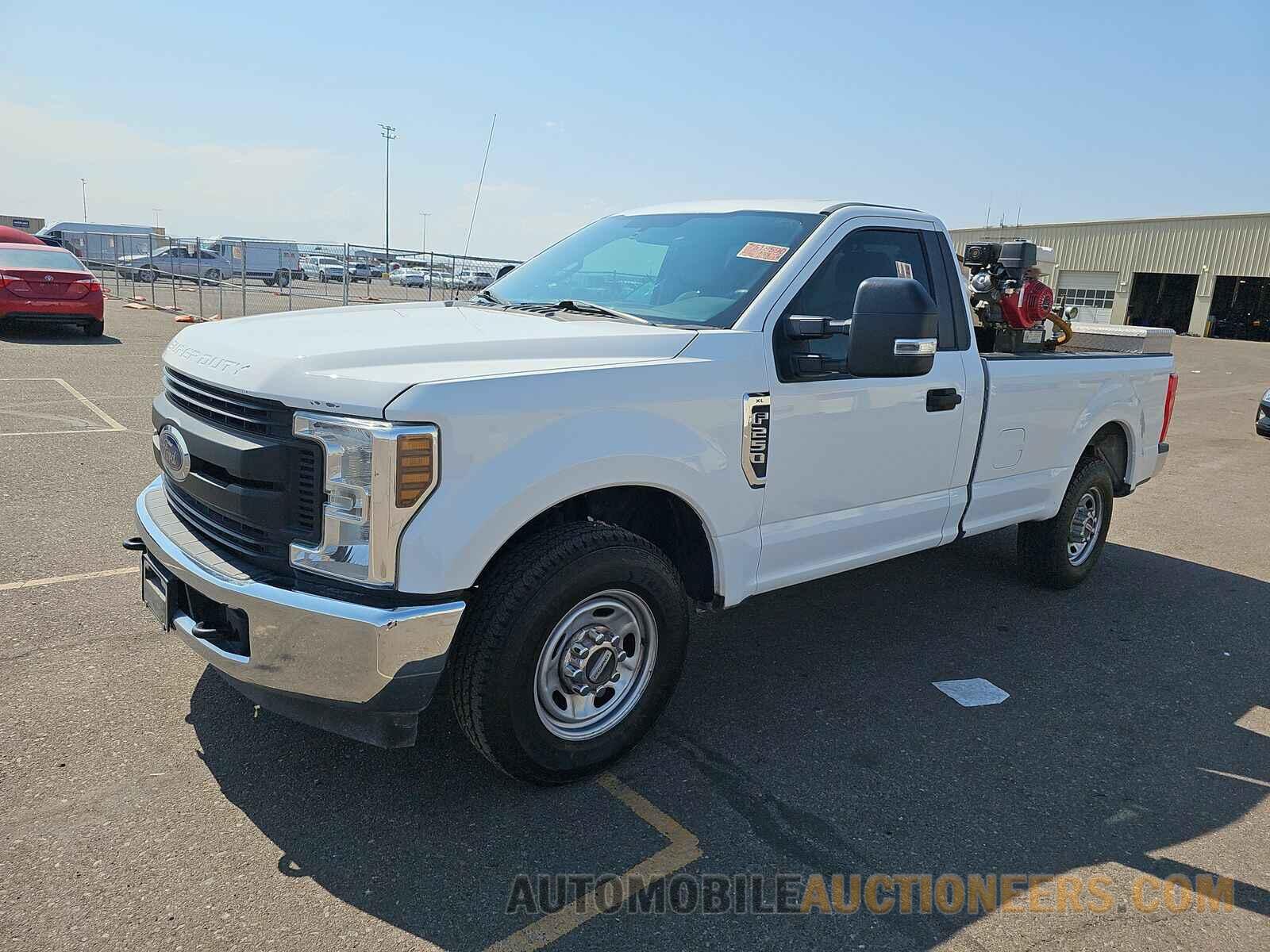 1FTBF2A60JEB41547 Ford Super Duty F-250 2018