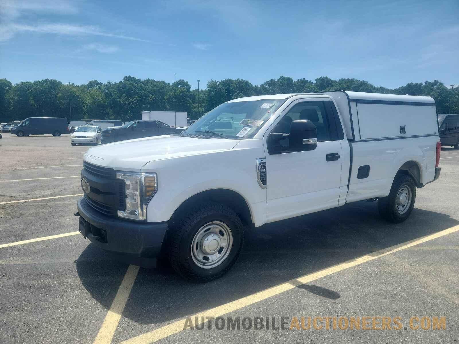 1FTBF2A65JEC83070 Ford Super Duty F-250 2018