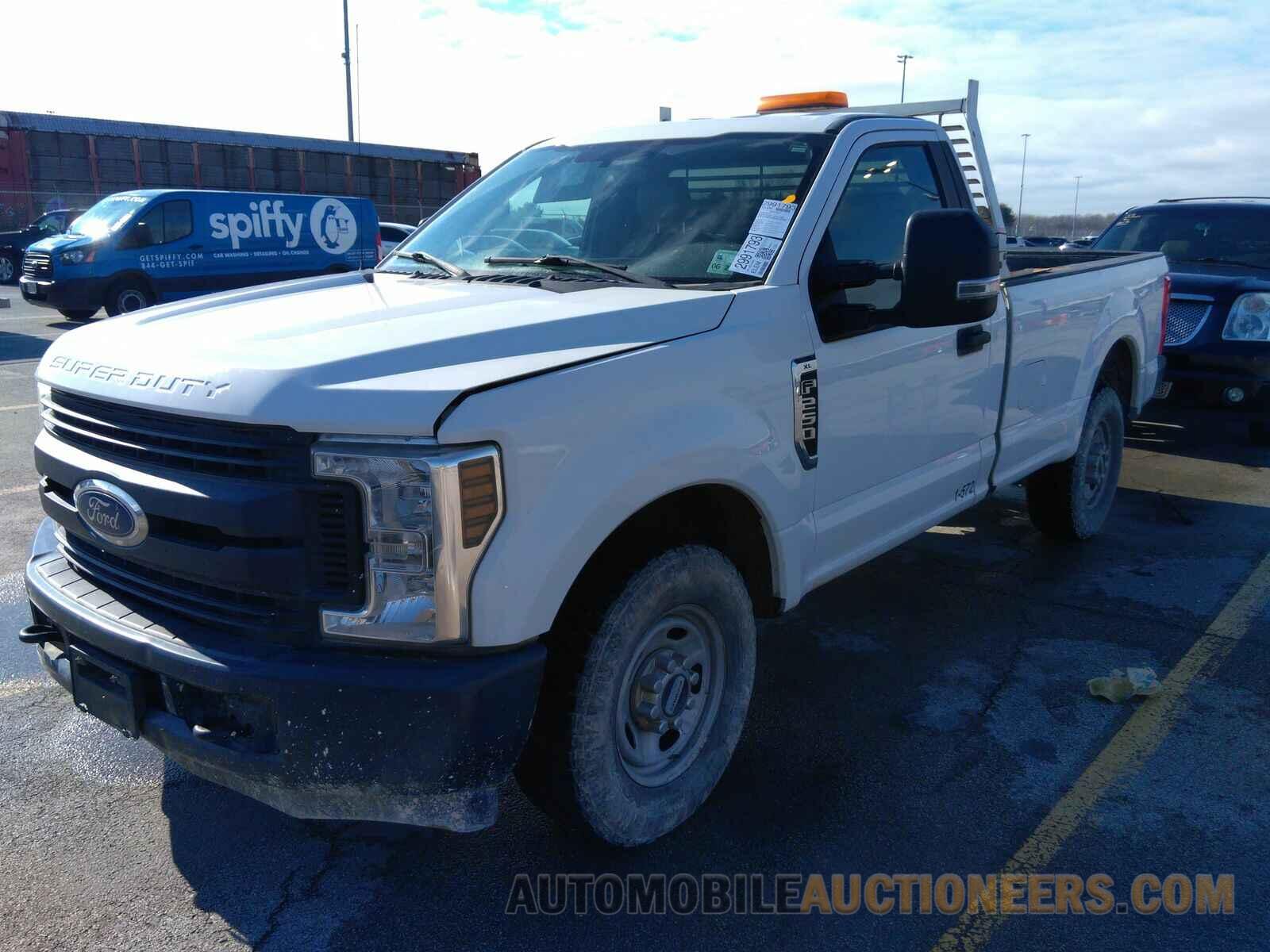 1FTBF2A68JEC25406 Ford Super Duty F-250 SRW 2018