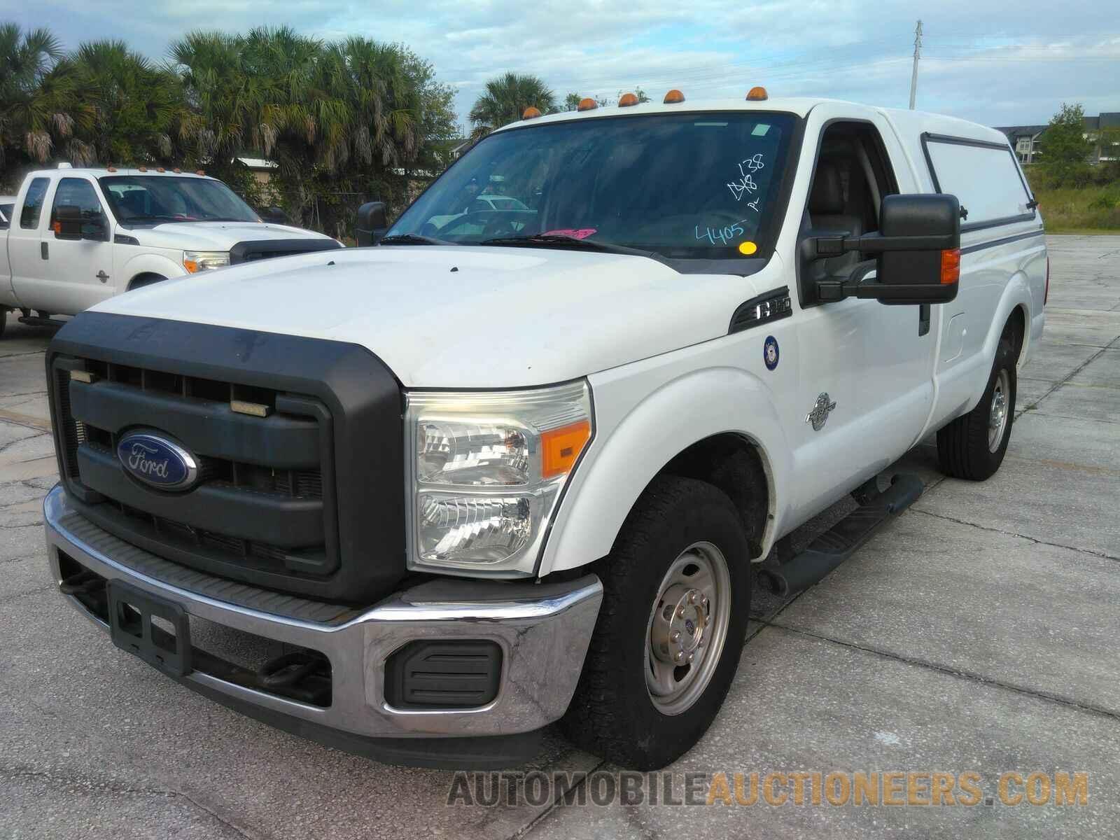 1FTBF2AT8FEA40771 Ford Super Duty F-250 SRW 2015