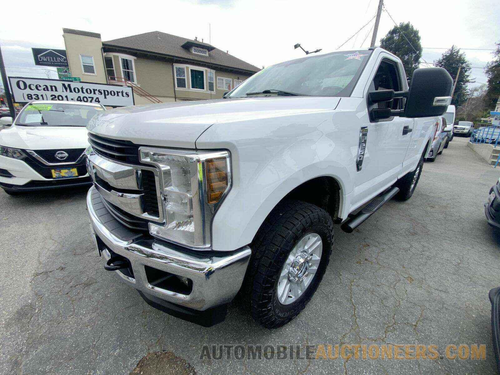 1FTBF2B60KED71203 Ford Super Duty F-250 2019