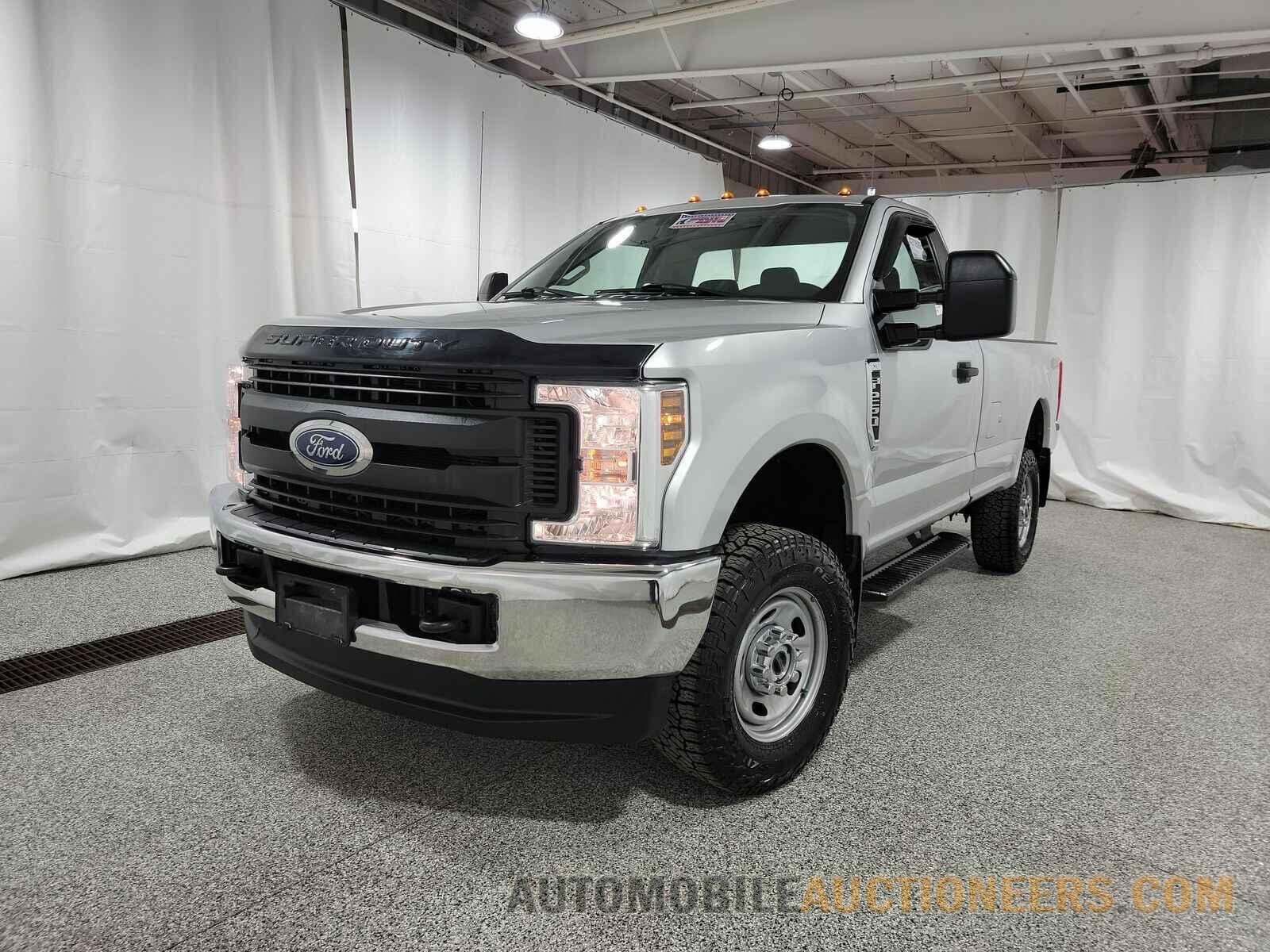 1FTBF2B62KEC52939 Ford Super Duty F-250 SRW 2019