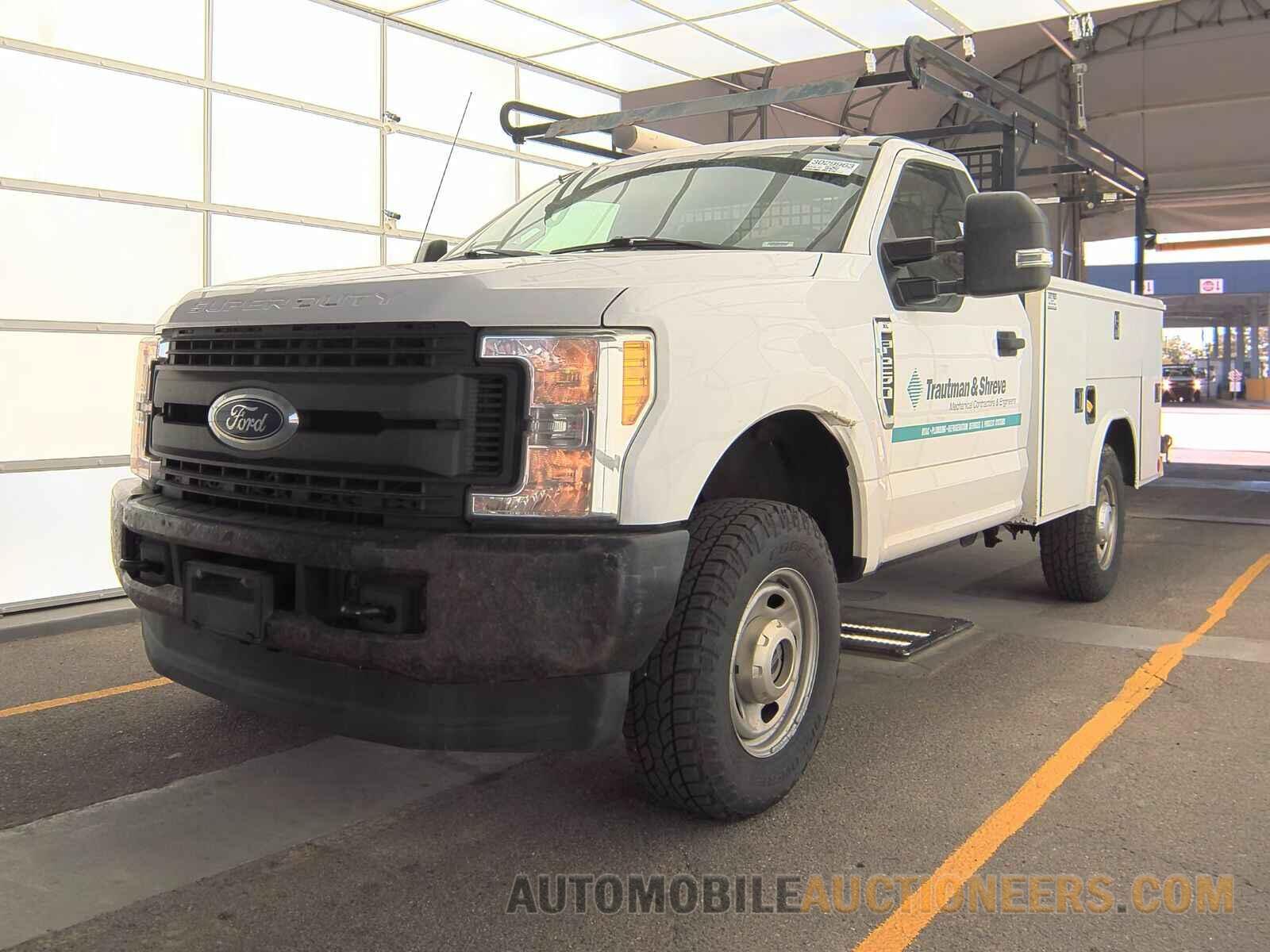 1FTBF2B69HEC23737 Ford Super Duty F-250 2017