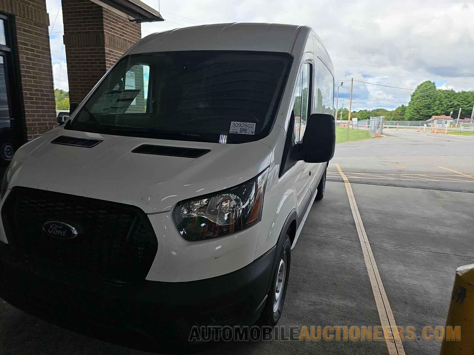 1FTBR1C84RKB11173 Ford Transit 2 2024