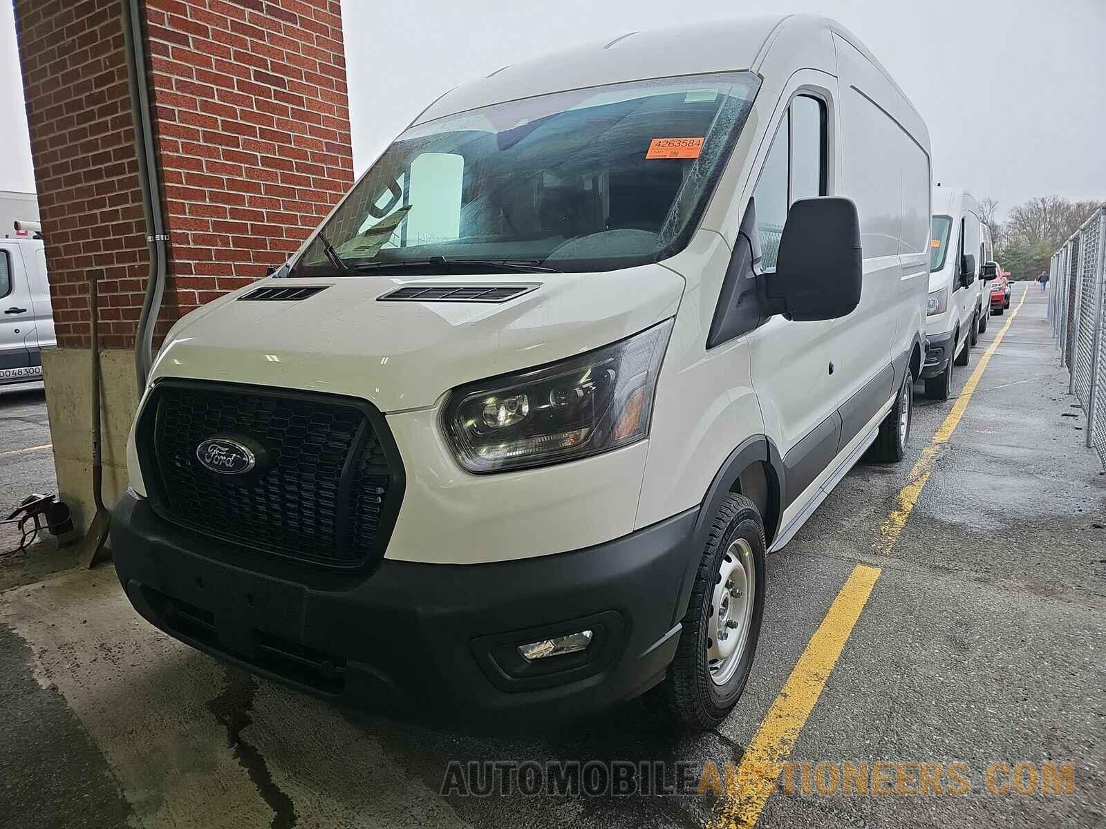 1FTBR1C85RKA44566 Ford Transit 2 2024