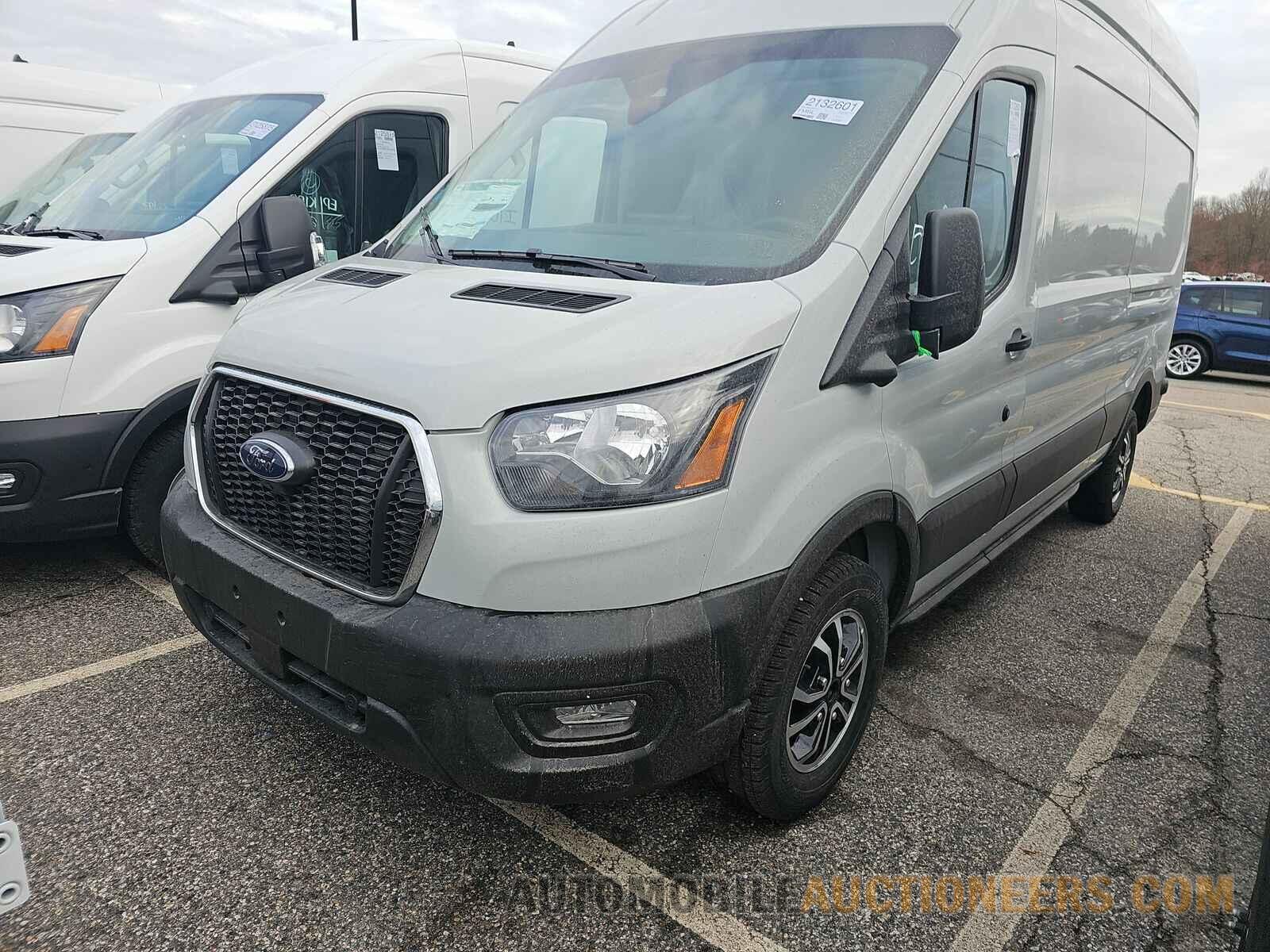 1FTBR1X84RKA18700 Ford Transit 2 2024