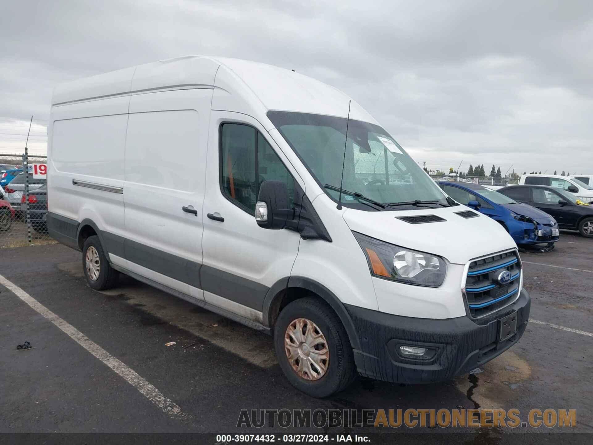 1FTBW3XK0NKA46746 FORD E-TRANSIT-350 CARGO VAN 2022