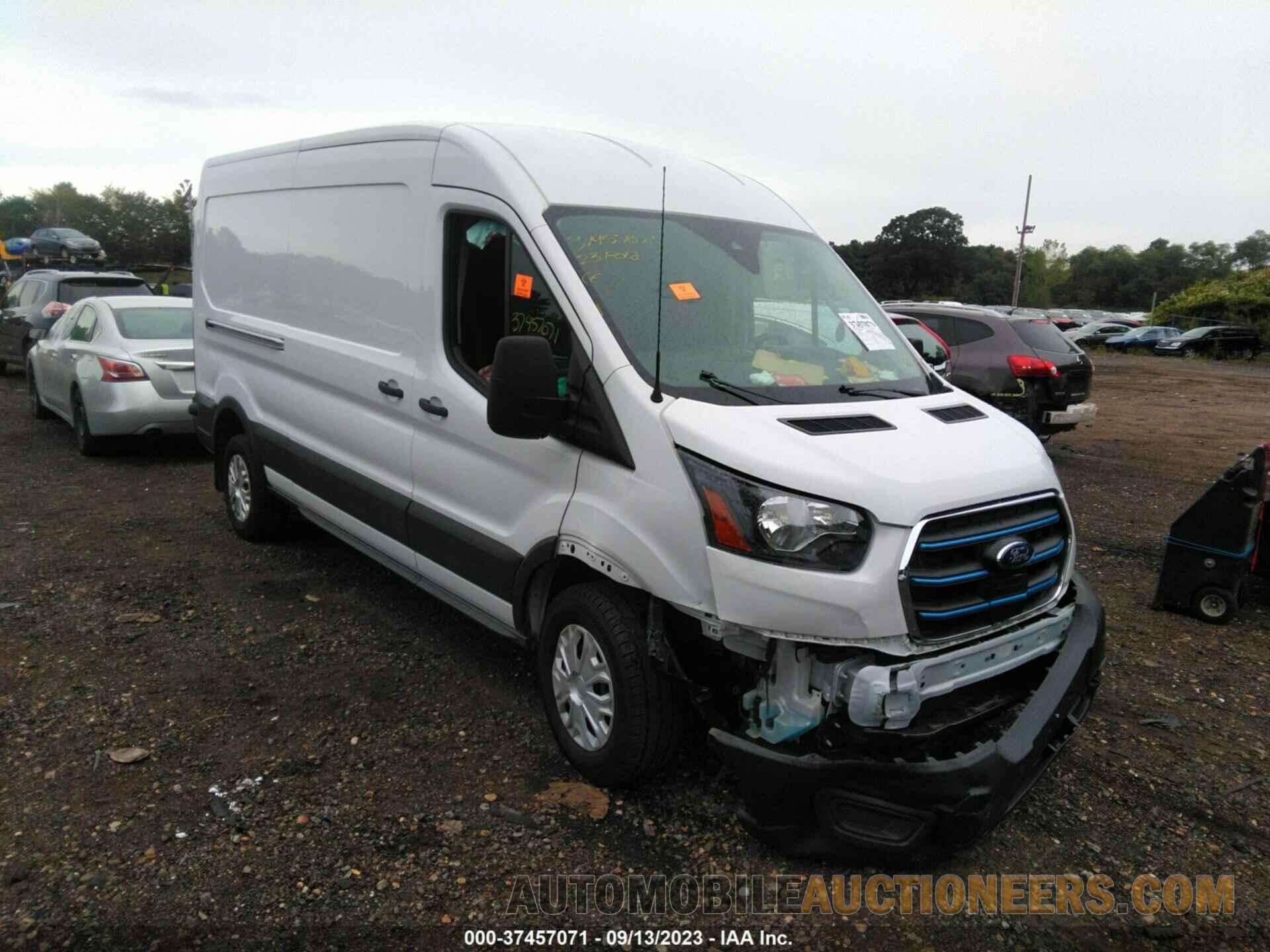 1FTBW9CK5PKA50030 FORD E-TRANSIT CARGO VAN 2023