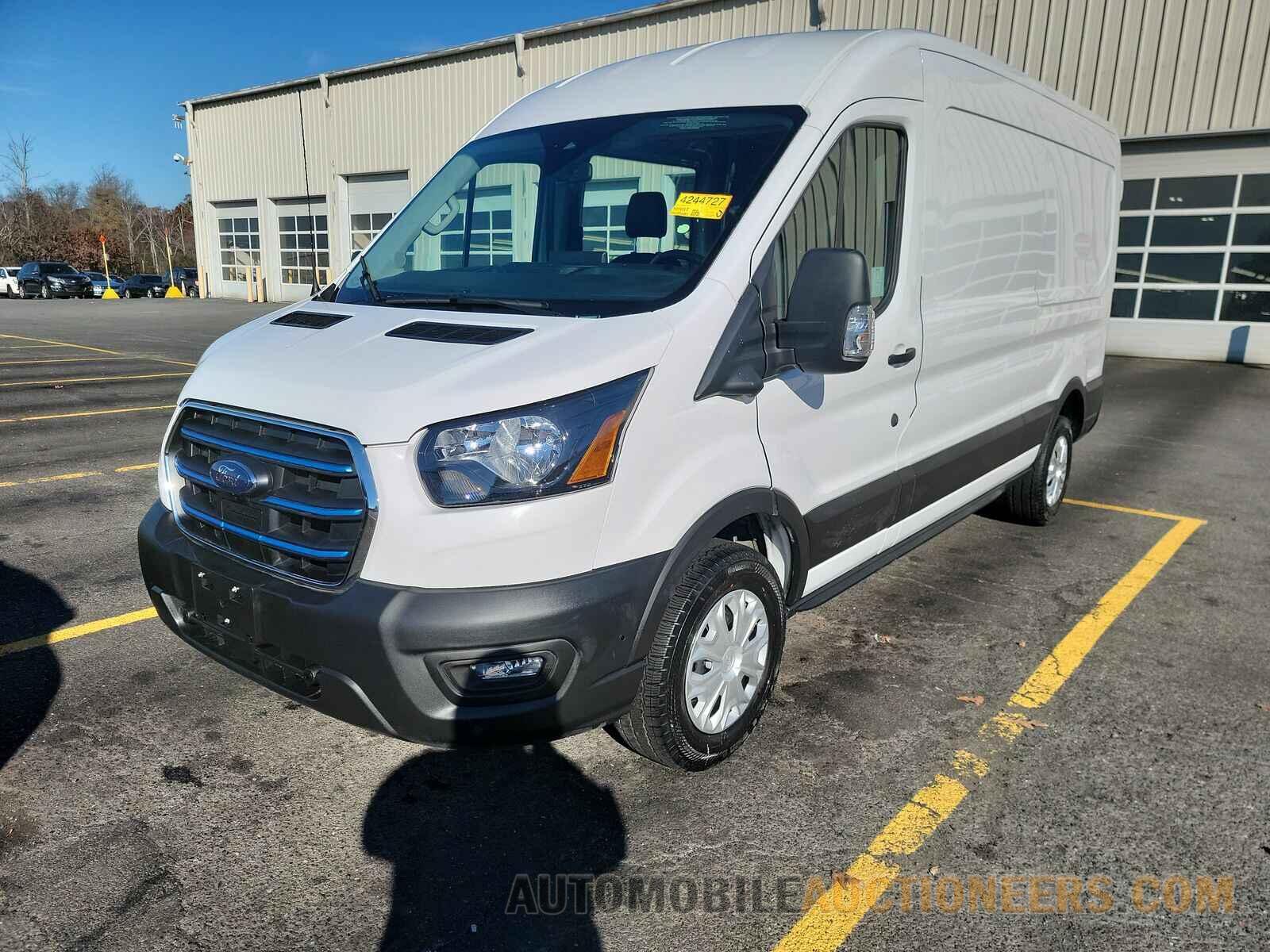 1FTBW9CK7NKA21271 Ford E-Transit Cargo V 2022