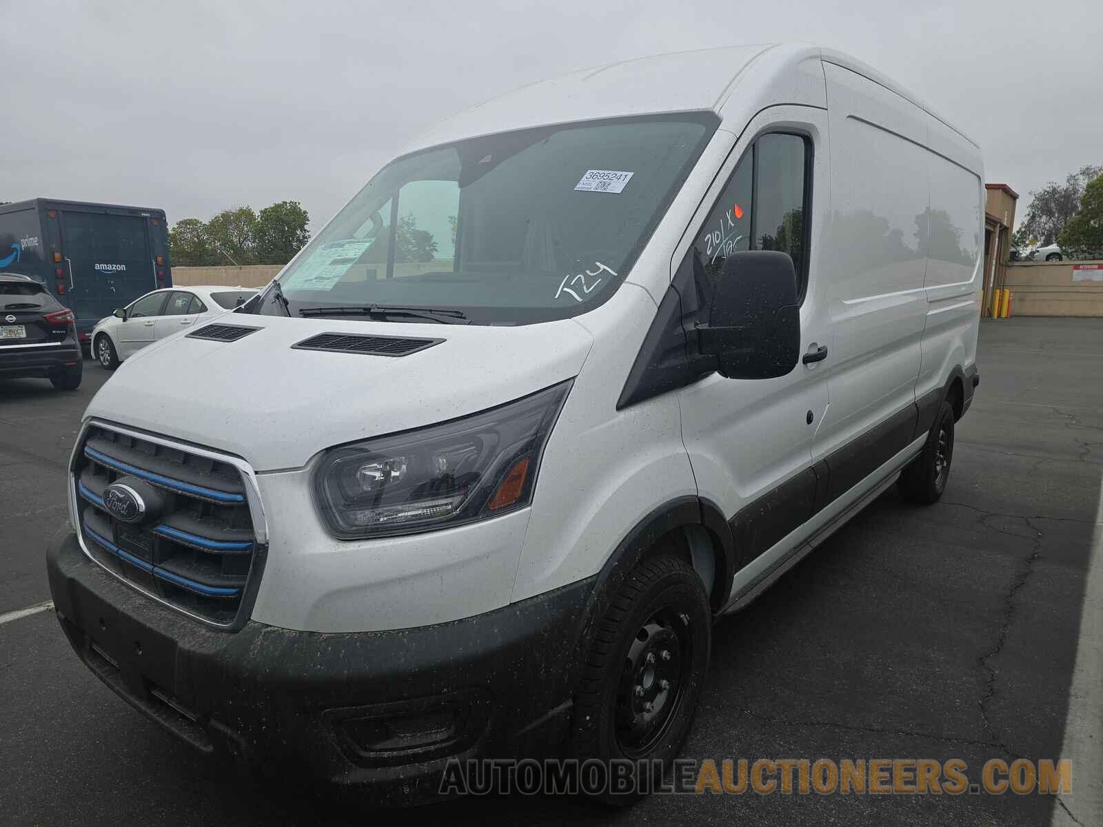 1FTBW9CM3RKB13498 Ford E-Transit Cargo V 2024