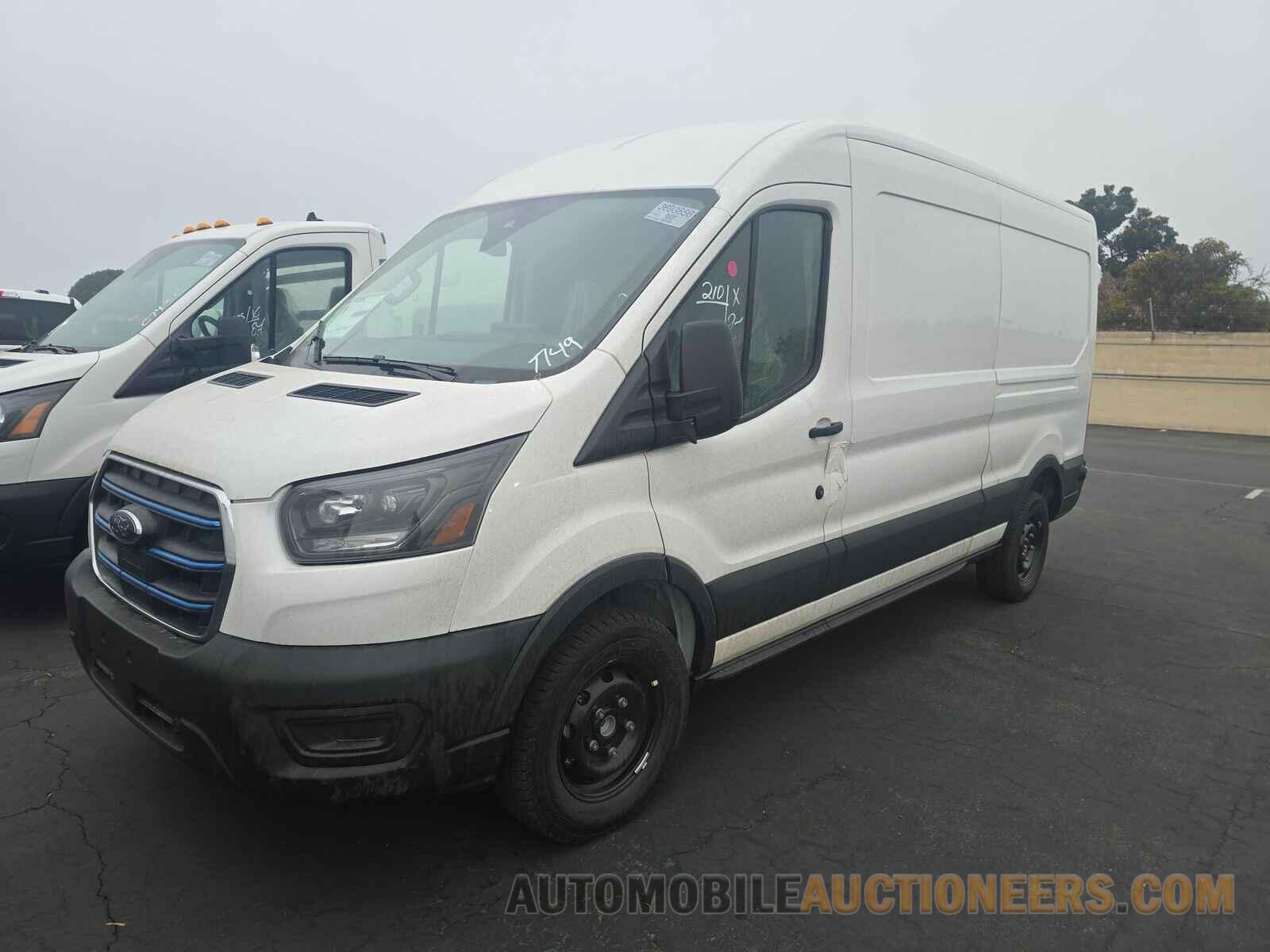 1FTBW9CM9RKB08063 Ford E-Transit Cargo V 2024