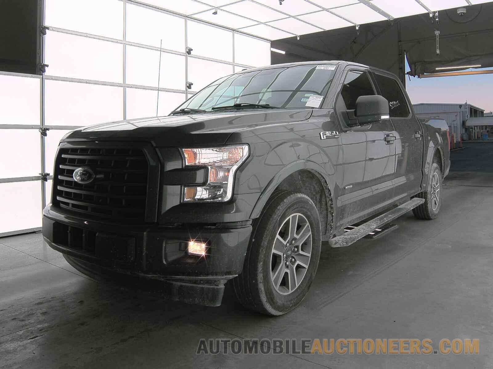 1FTEW1CG0HKE48824 Ford F-150 2017