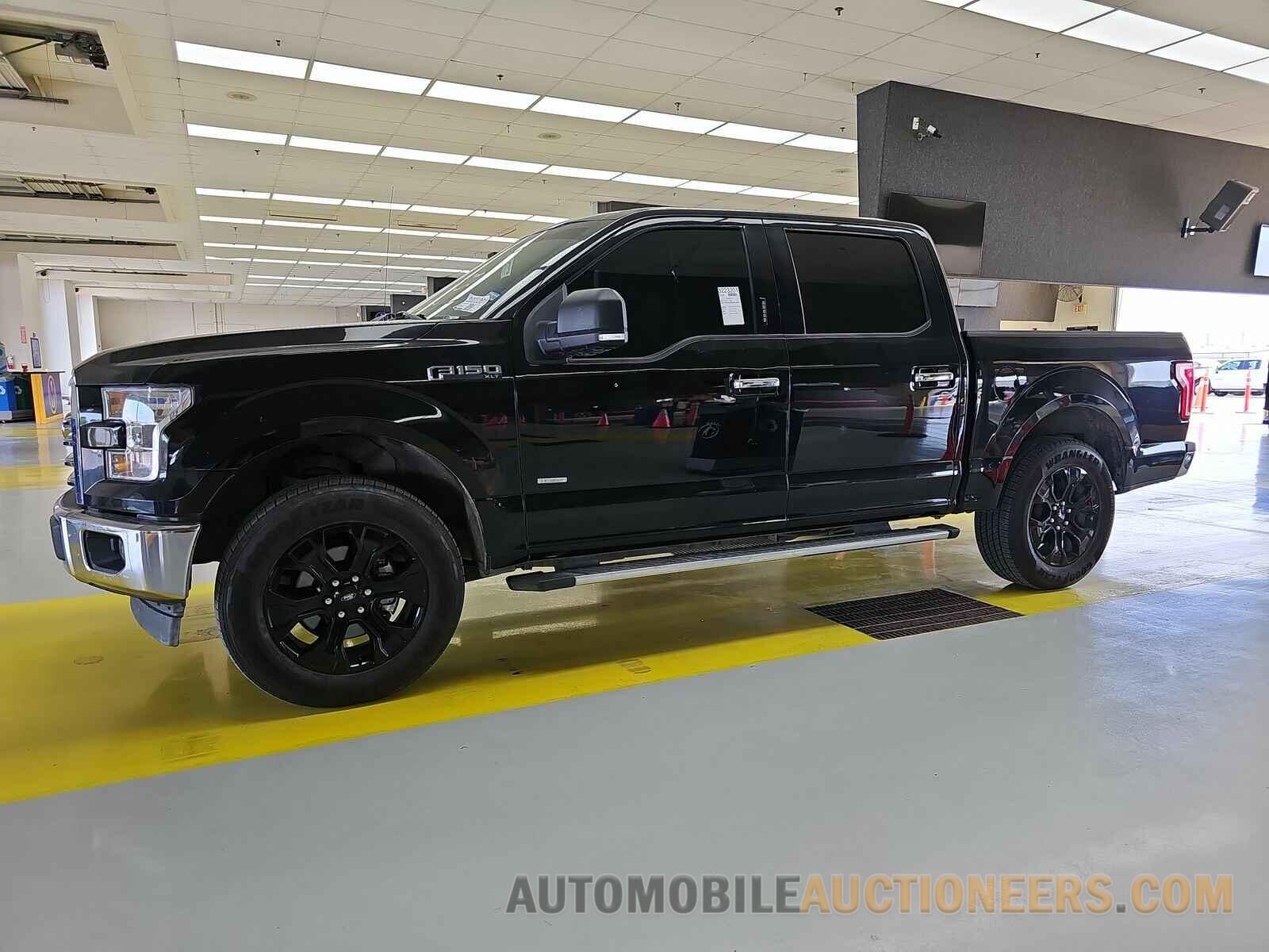 1FTEW1CG2HKE49487 Ford F-150 2017